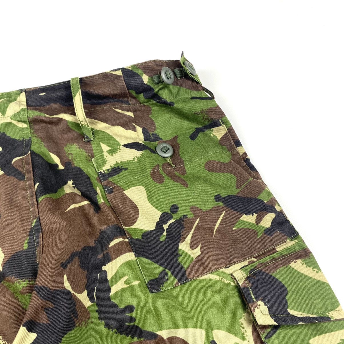 Japanese Brand Vintage Camo Cargo Pants Military Tactical Style Size US 30 / EU 46 - 15 Thumbnail