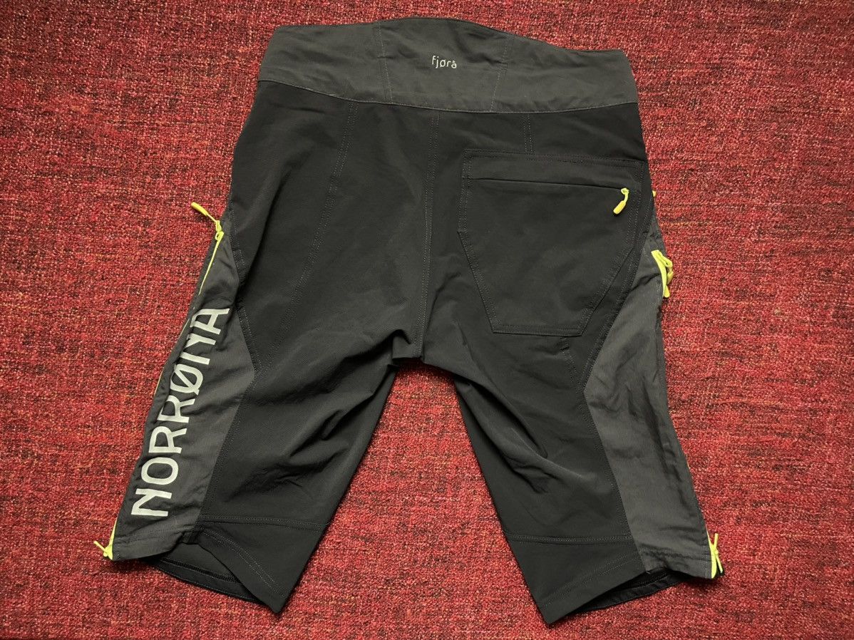 Norrona Norrona gorpcore style trekking shorts Size 28" / US 6 / IT 42 - 5 Thumbnail