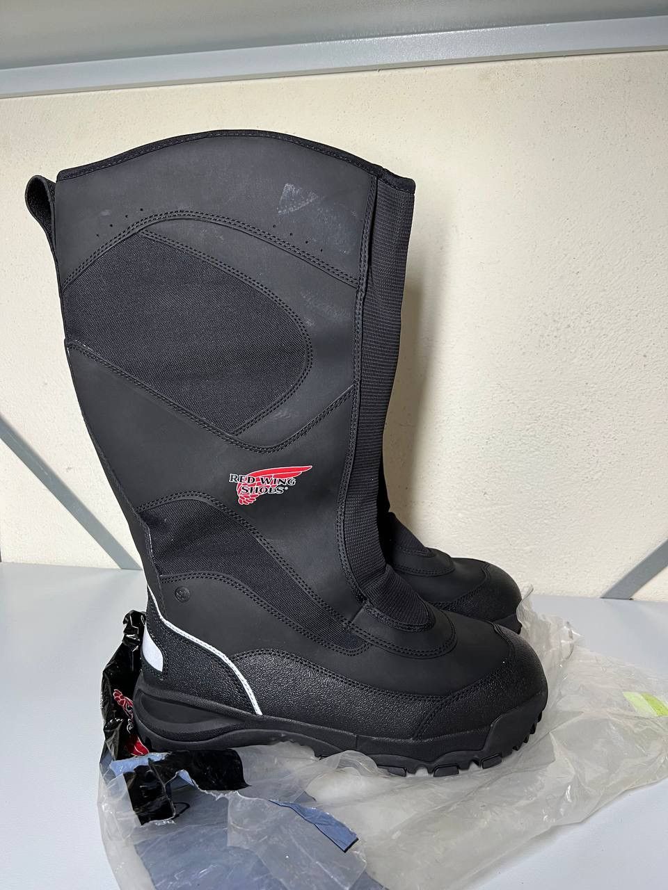 Red Wing 3049