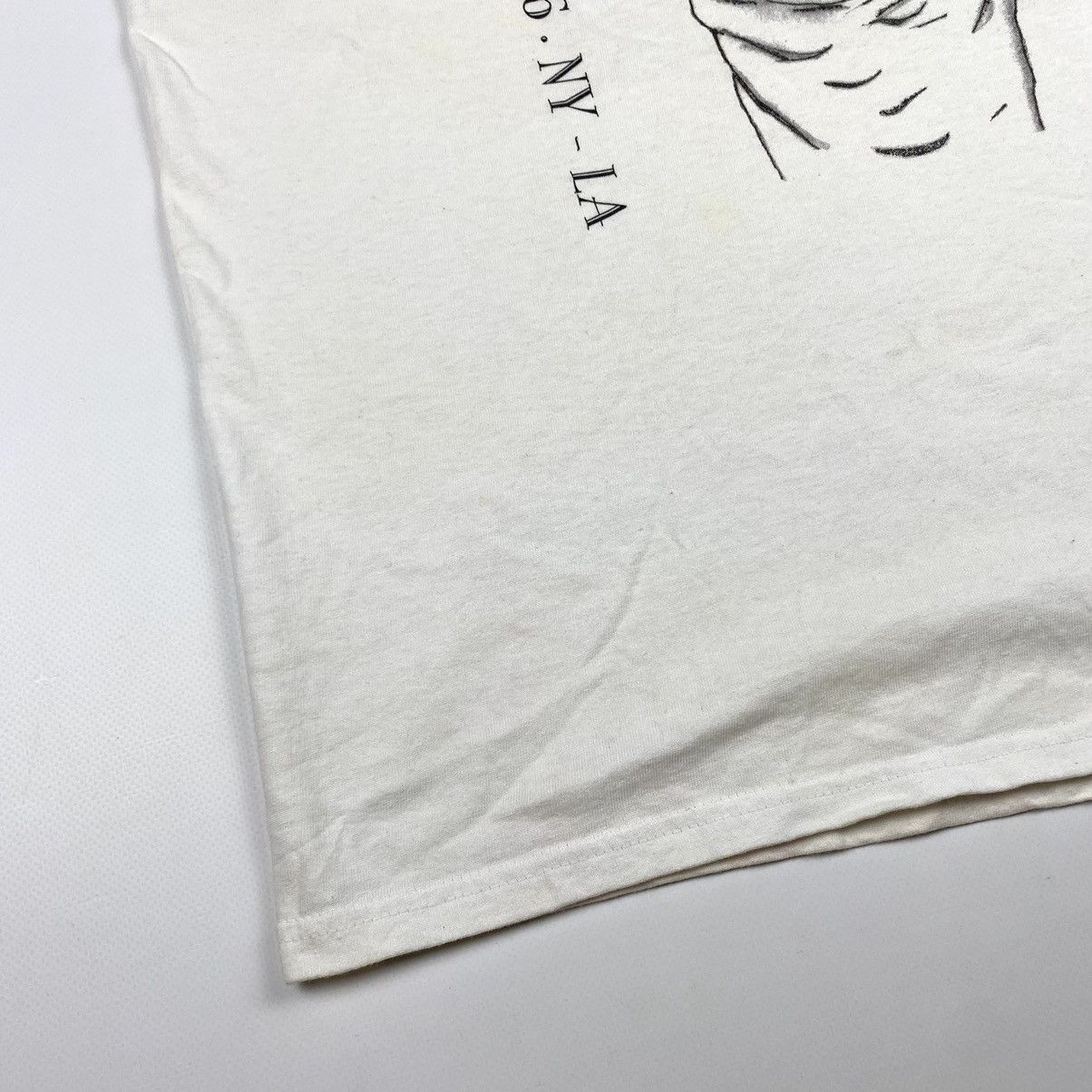 Hanes 90’s Vintage One Night Stand 1996 T Shirt Movie Tee Size US L / EU 52-54 / 3 - 3 Thumbnail
