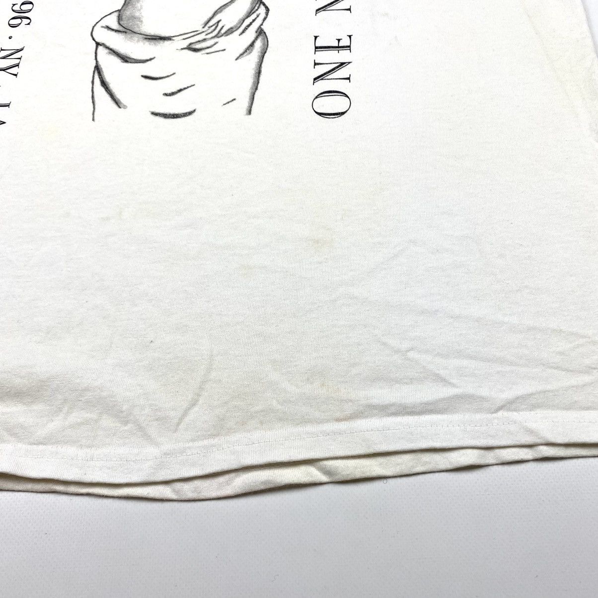 Hanes 90’s Vintage One Night Stand 1996 T Shirt Movie Tee Size US L / EU 52-54 / 3 - 4 Thumbnail