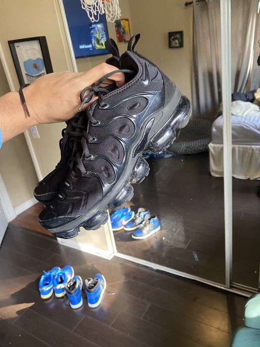 vapormax mens triple black