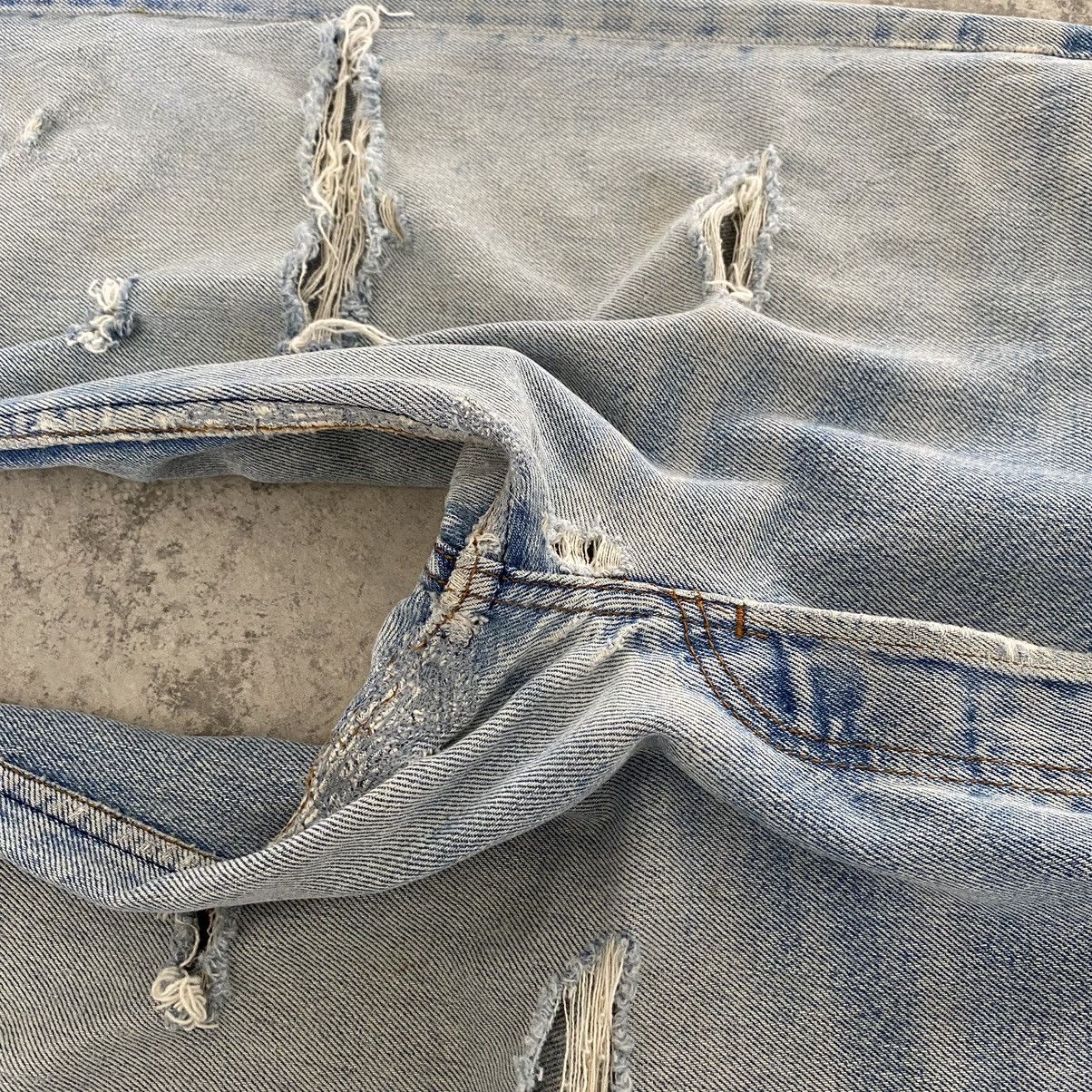 Levi's THRASHED! Vintage Mid 80's Levi's 501 Distressed Jeans Size US 29 - 8 Thumbnail