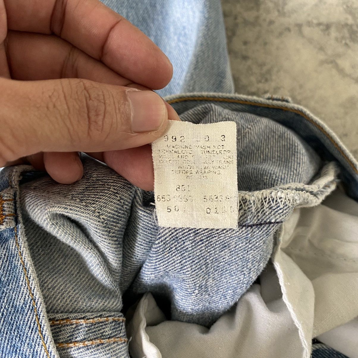 Levi's Vintage Late 80’s Levi's 501 Faded Blue Denim Jeans Size US 29 - 19 Thumbnail