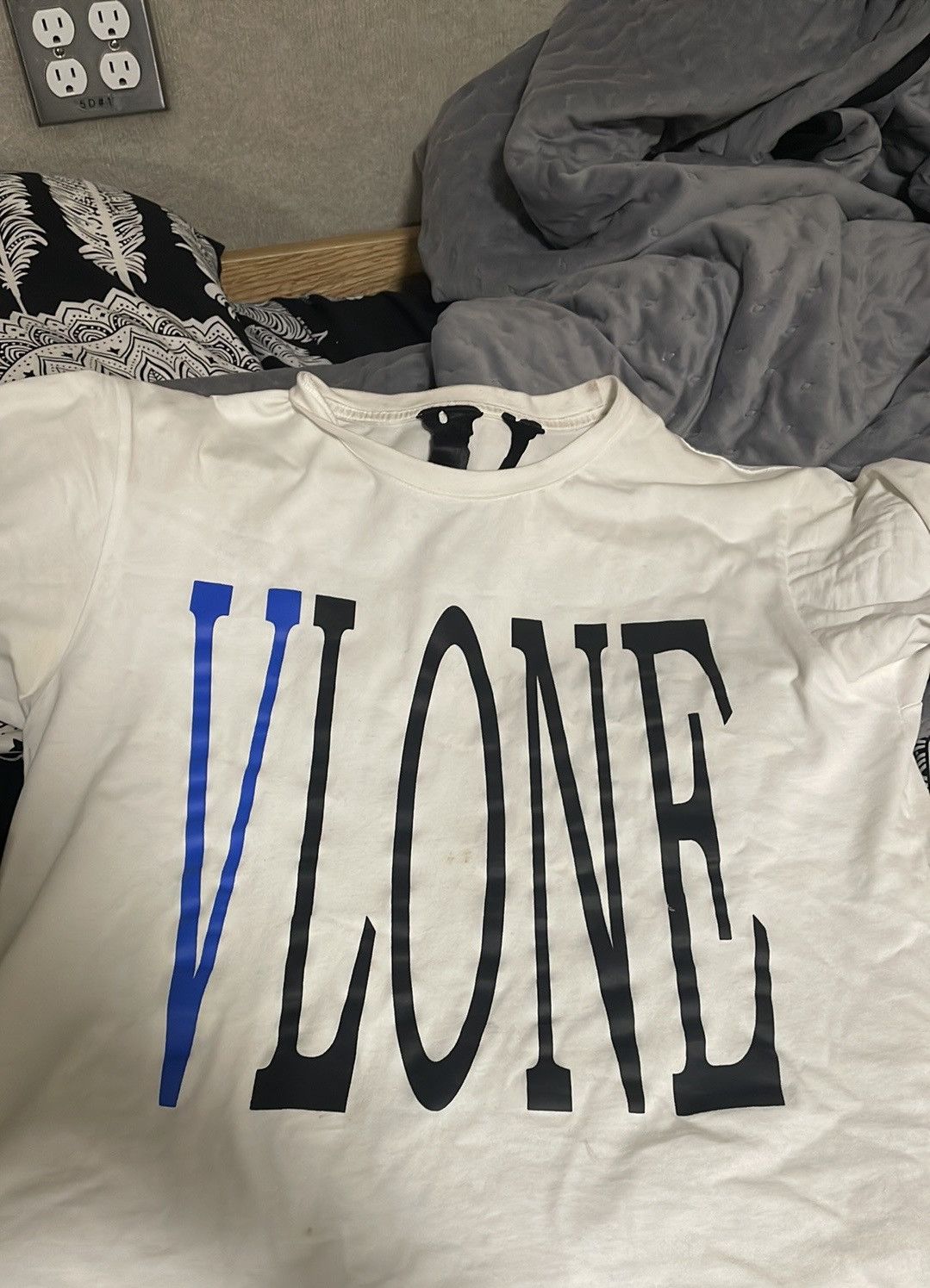 nike vlone tee