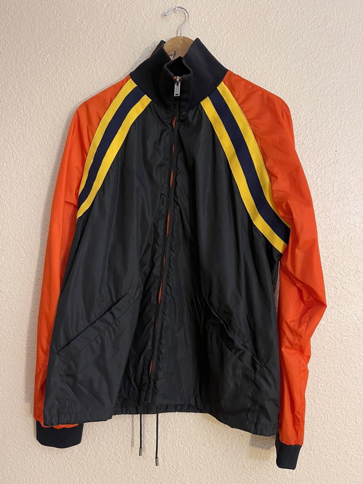 Gucci Gucci Back Logo Print Nylon Jacket Windbreaker Orange/Black Size US M / EU 48-50 / 2 - 2 Thumbnail