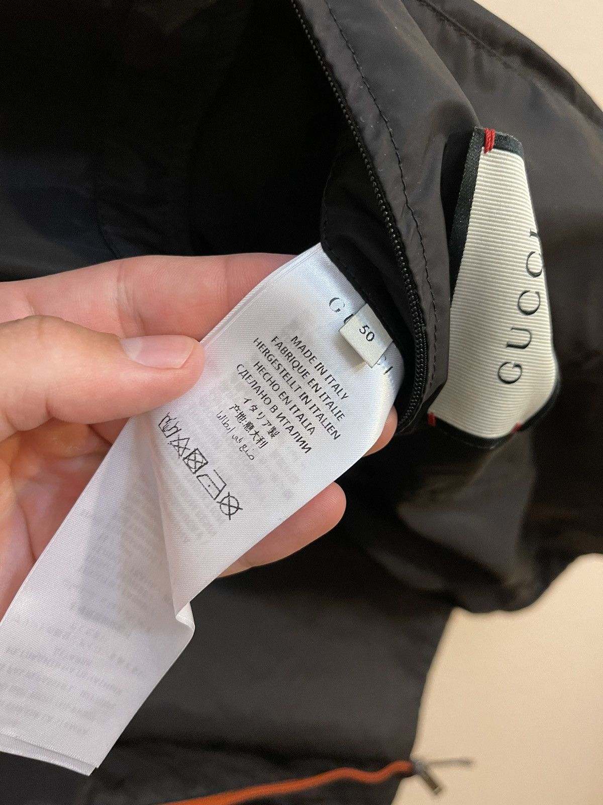 Gucci Gucci Back Logo Print Nylon Jacket Windbreaker Orange/Black Size US M / EU 48-50 / 2 - 7 Thumbnail