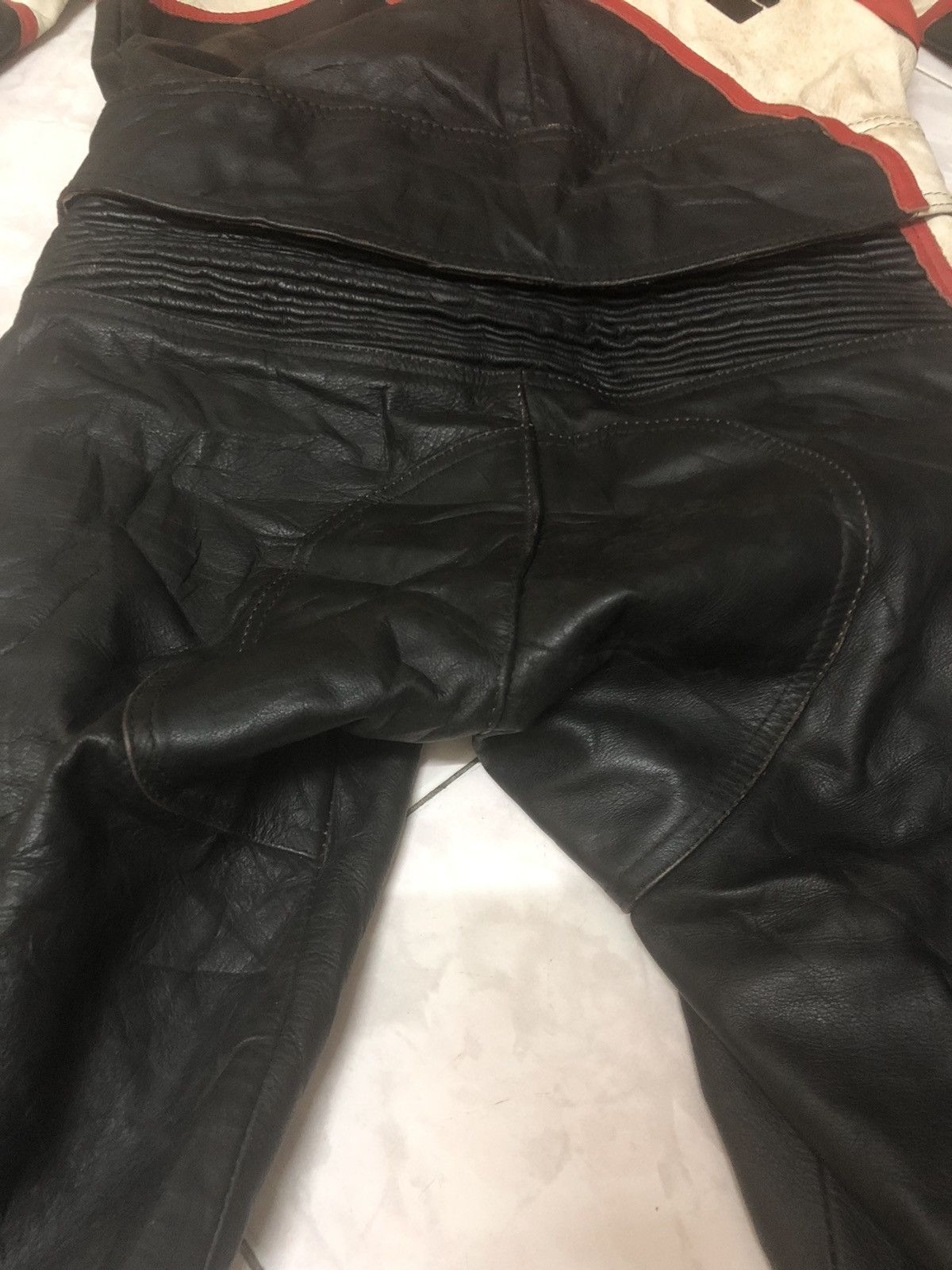 Dainese Vintage Dainese Overall Riding Suit Leather Size US 44 / EU 60 - 24 Thumbnail