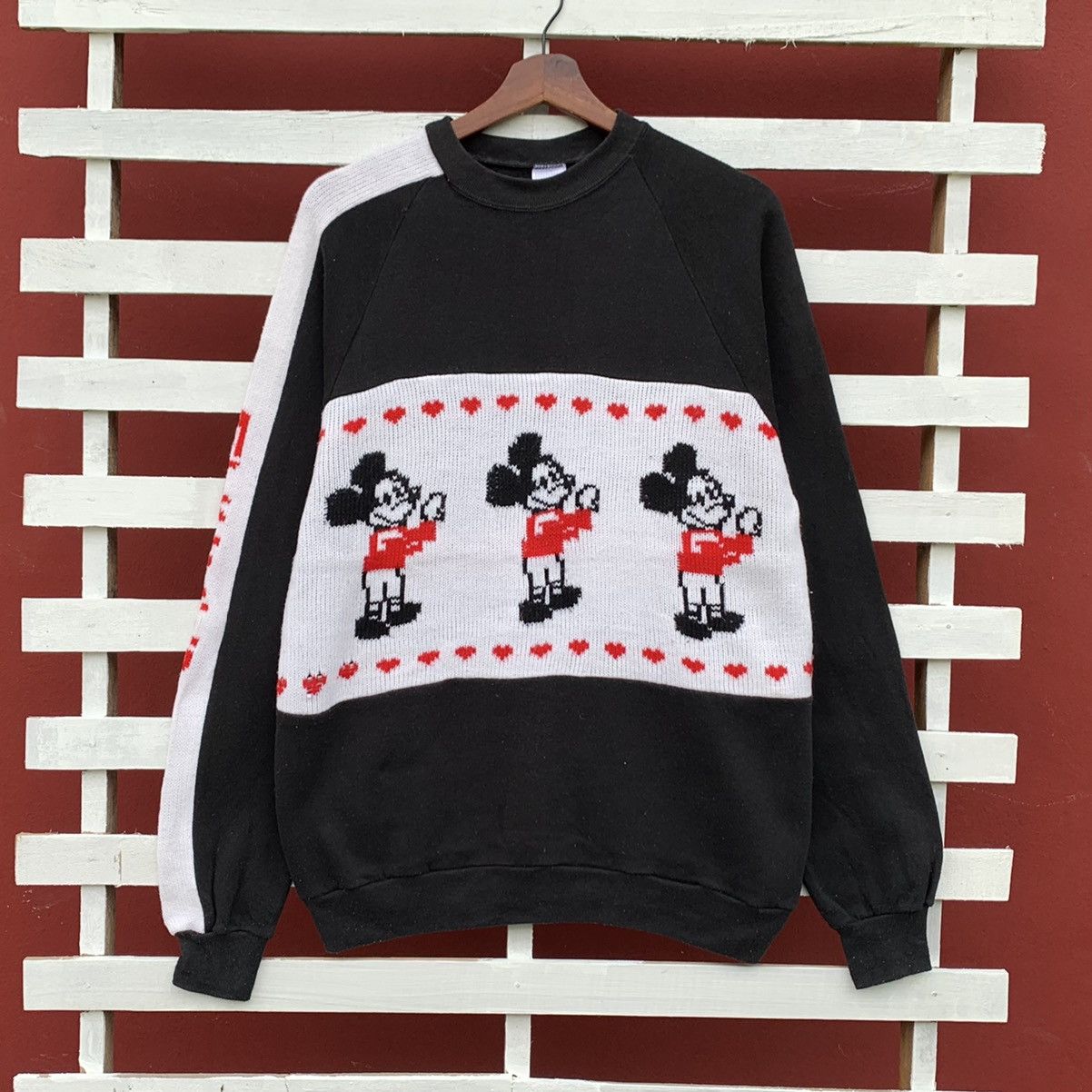 Cartoon Network × Disney × Jerzees Vintage 90s JERZEES Mickey Mouse Love Sweatshirt Size US M / EU 48-50 / 2 - 1 Thumbnail