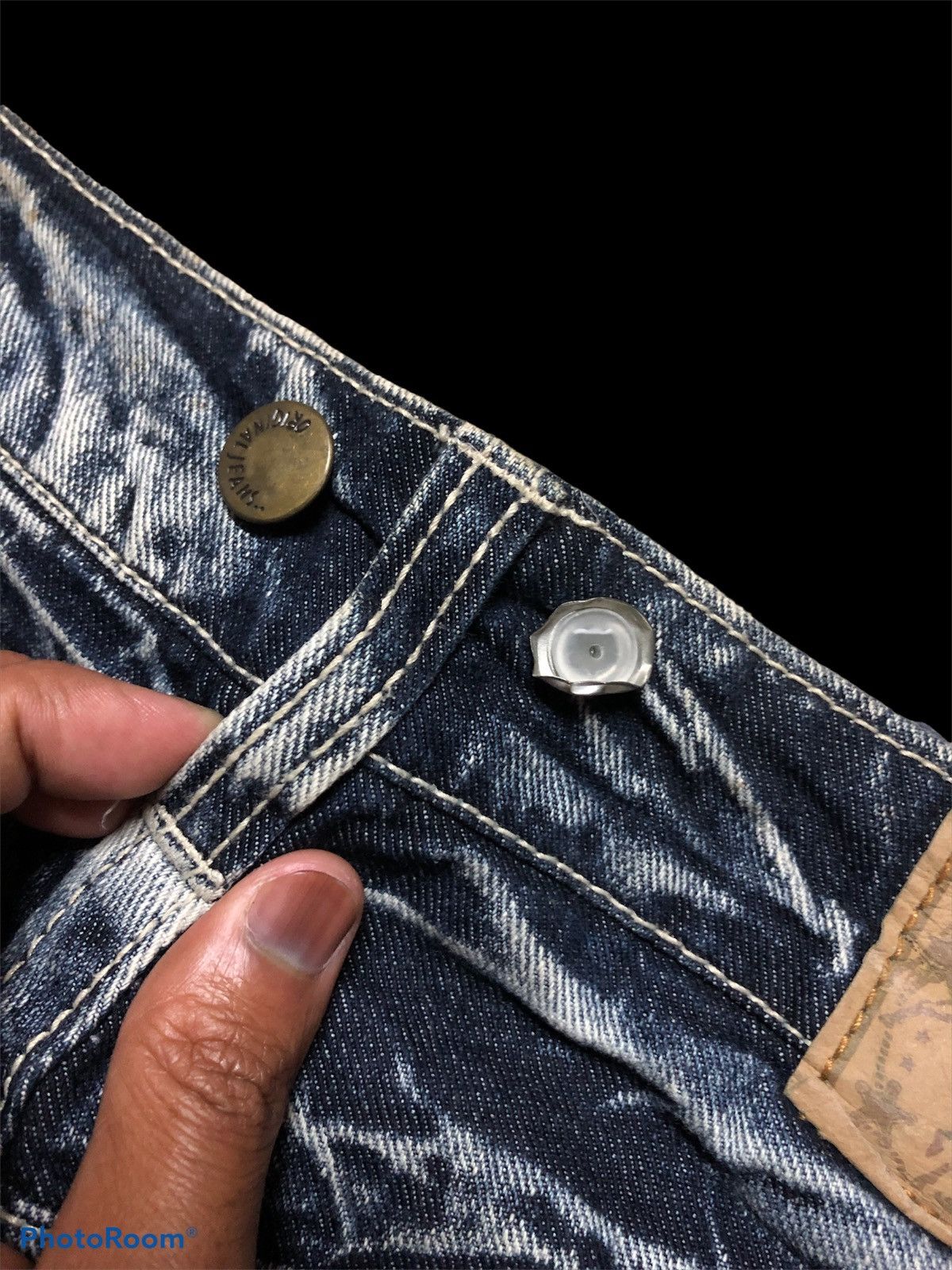 Bleach RIPPED⚡️⚡️STUDDED ELECTRIC WASH DISTRESSED BY ORIGINAL JEANS Size US 31 - 5 Thumbnail