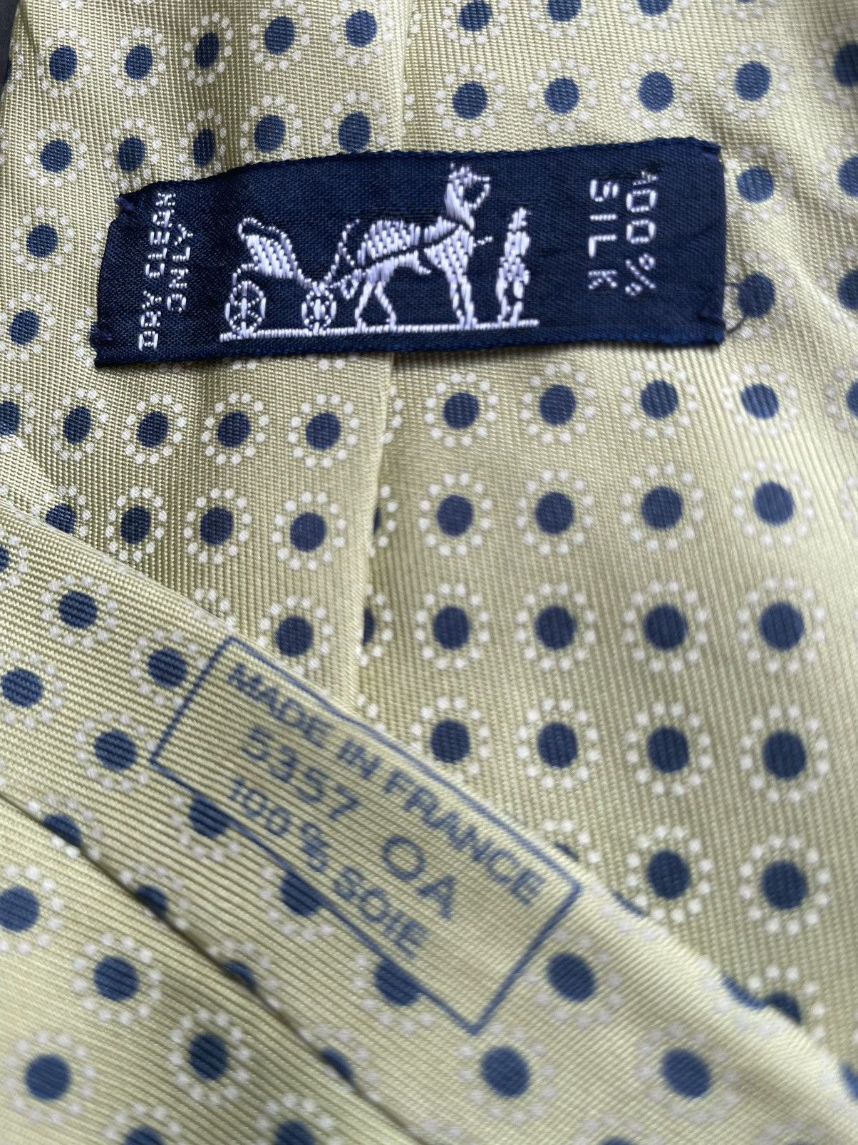 Designer Hermes Paris Polkadot Tie Size ONE SIZE - 2 Thumbnail