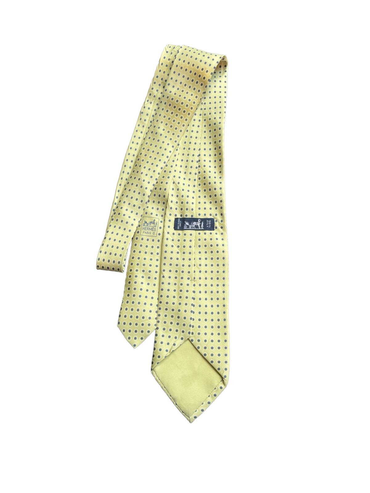 Designer Hermes Paris Polkadot Tie Size ONE SIZE - 5 Thumbnail