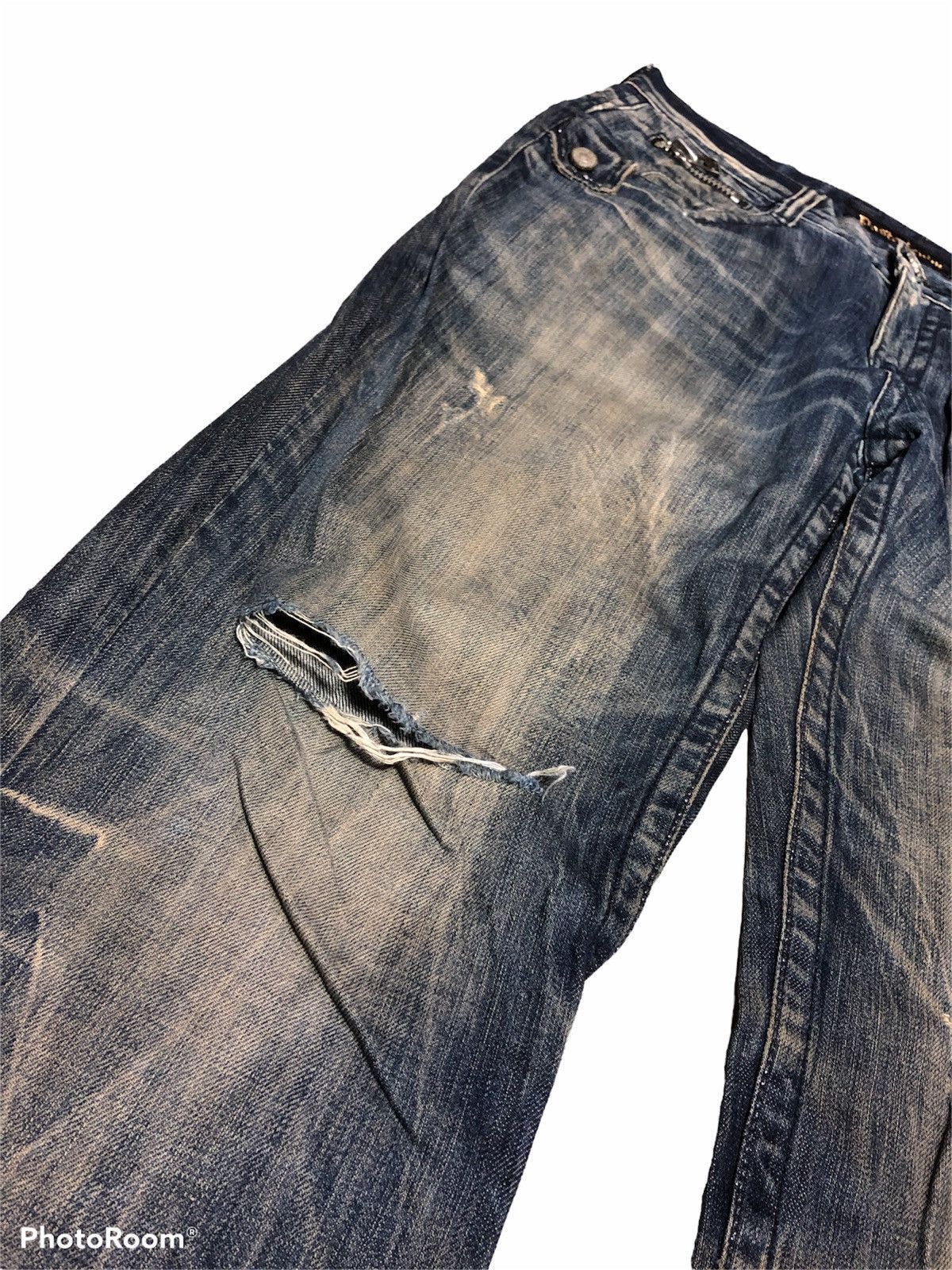 Hypebeast STUDDED ZIPPER DISTRESSED DENIM BY PASTA DENIM Size US 31 - 9 Thumbnail