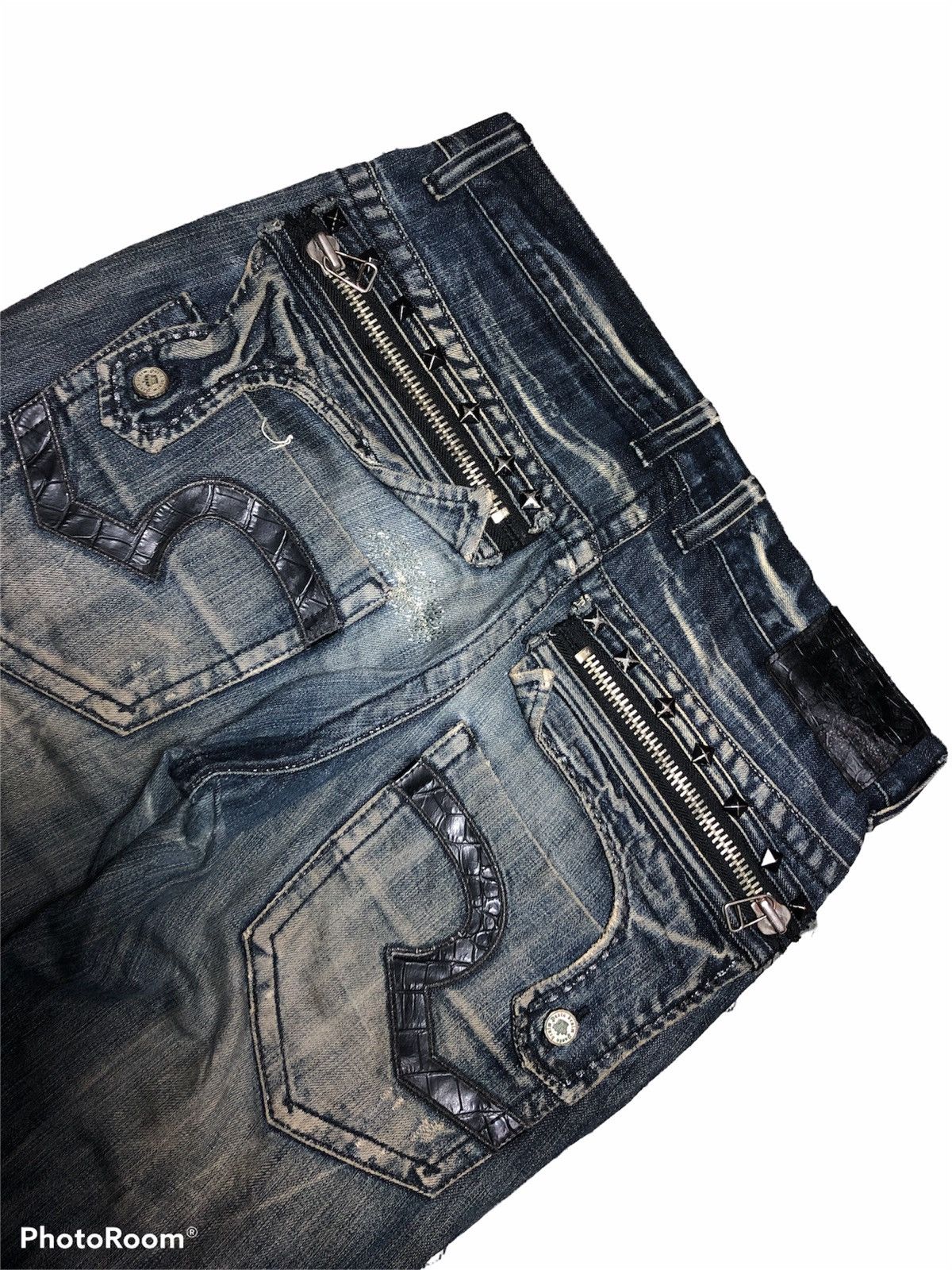 Hypebeast STUDDED ZIPPER DISTRESSED DENIM BY PASTA DENIM Size US 31 - 5 Thumbnail
