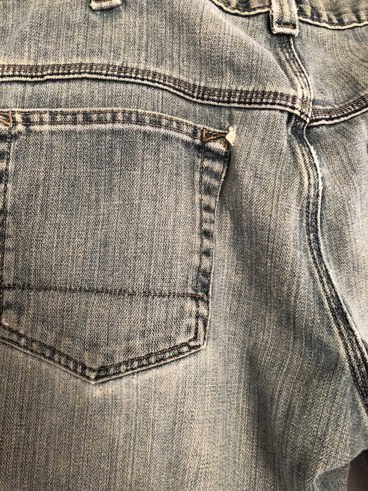 Lee 34x28 Vintage Lees Denim Ripped Distressed Jeans Lightwash Size US 34 / EU 50 - 15 Thumbnail