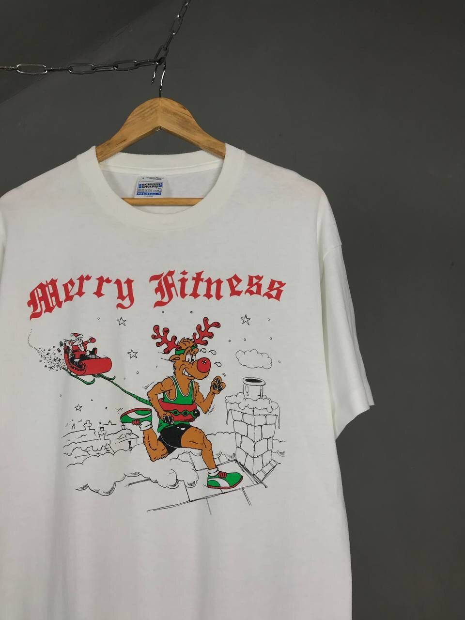 Vintage Merry Fitness American vintage streetwear tee Size US L / EU 52-54 / 3 - 2 Thumbnail