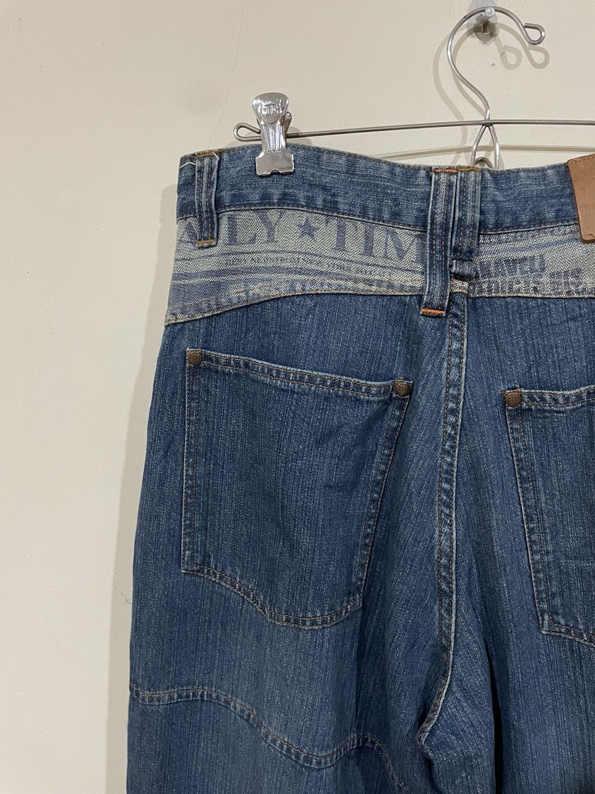 Makaveli Tupac Tabloid Predicts His Own Death & Pocket Lyric Jeans Size US 32 / EU 48 - 16 Thumbnail
