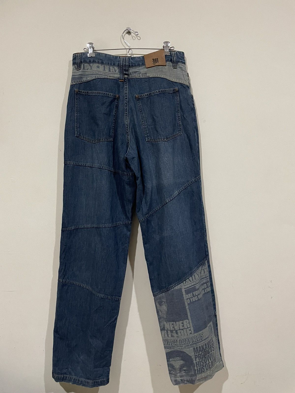 Makaveli Tupac Tabloid Predicts His Own Death & Pocket Lyric Jeans Size US 32 / EU 48 - 5 Thumbnail