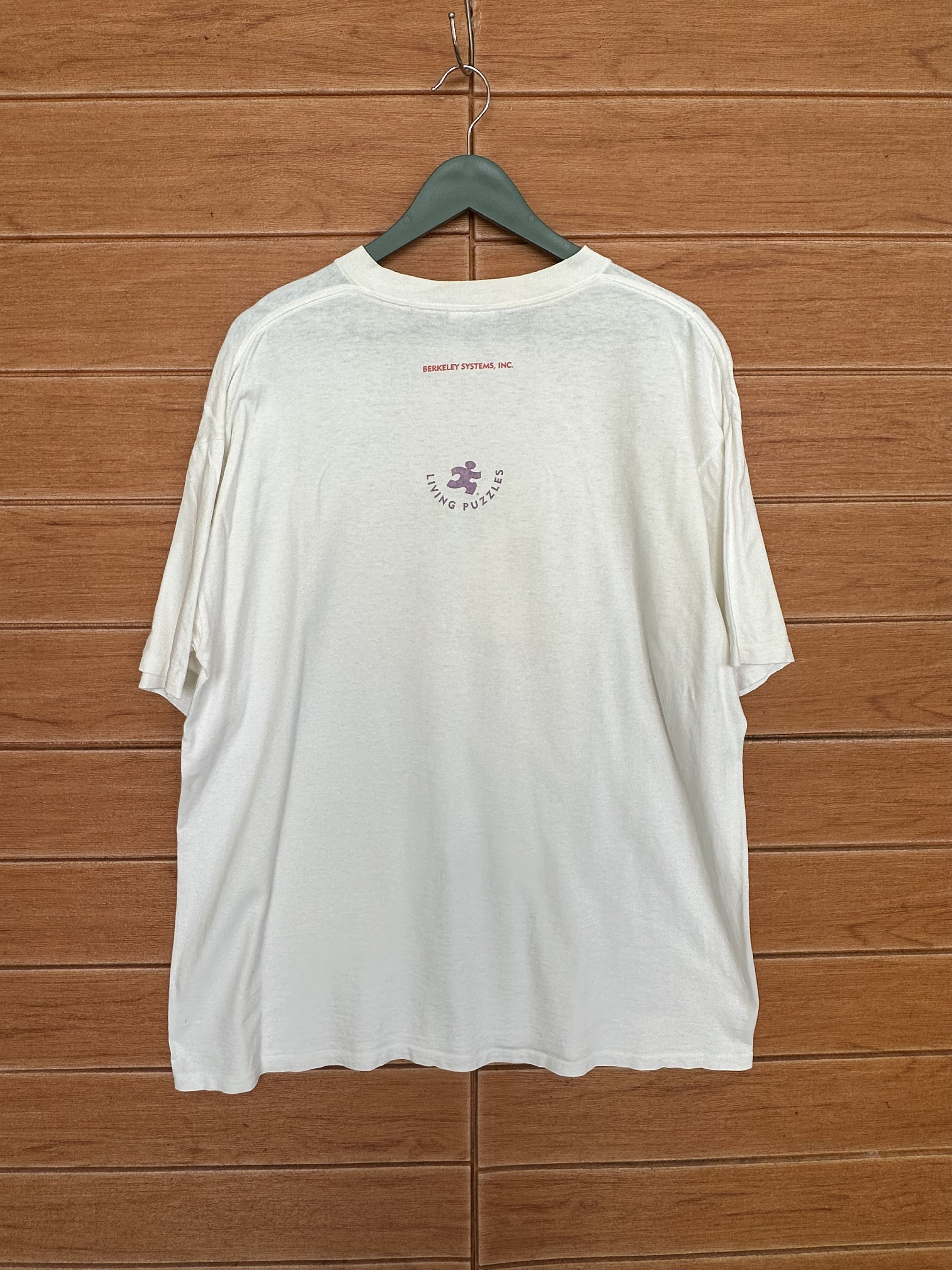 Vintage Vintage 90s Living Puzzles T-Shirt Size US XL / EU 56 / 4 - 6 Thumbnail