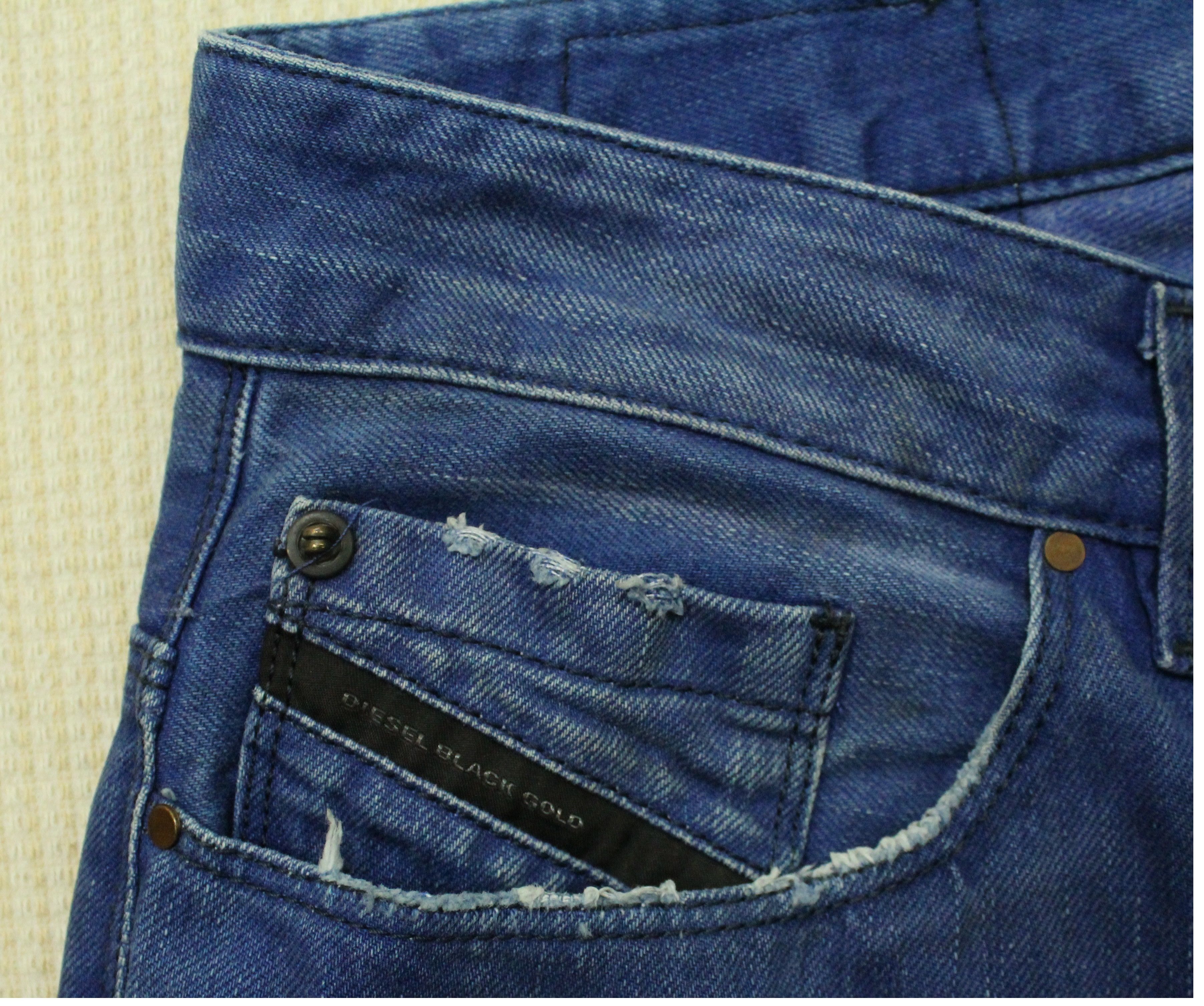 Diesel Black Gold DIESEL BLACK GOLD Jeans Distressed Style Size US 30 / EU 46 - 17 Thumbnail
