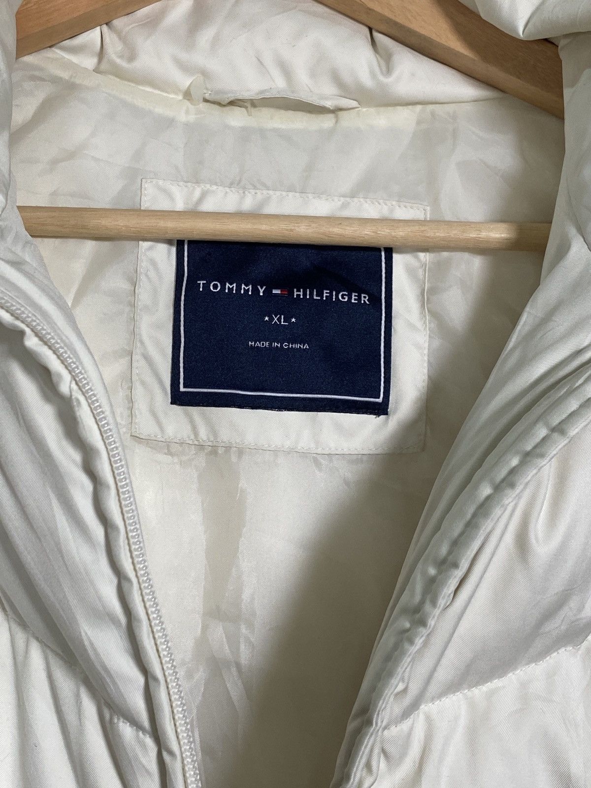 Tommy Hilfiger × Vintage Tommy Hilfiger Down Zip Vest Size US L / EU 52-54 / 3 - 7 Thumbnail