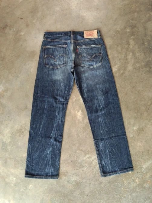 Levi's Vintage Levi's 501 Faded Blue Straight Leg Jeans 32x30 Size US 32 / EU 48 - 2 Thumbnail