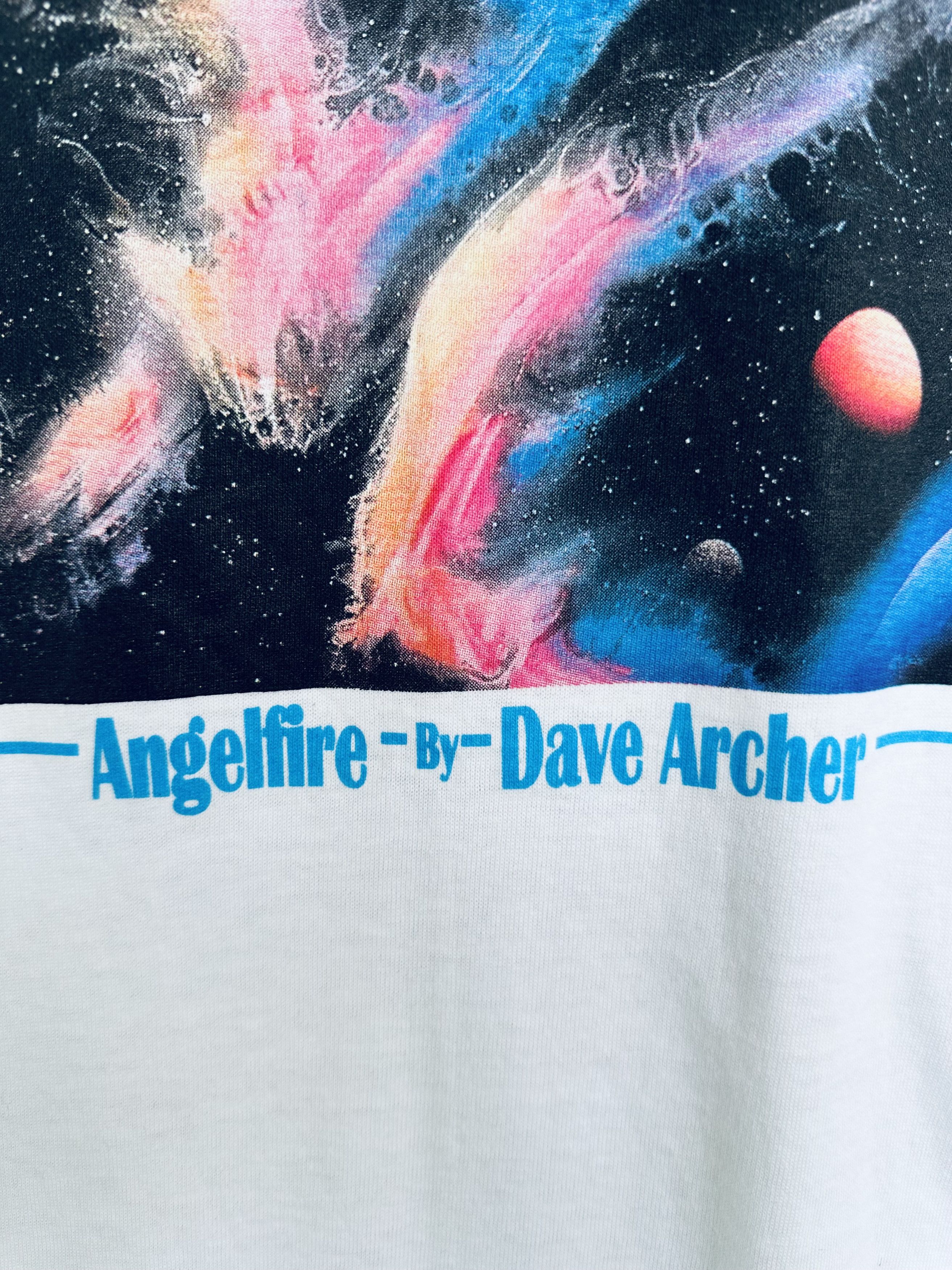 Vintage Vintage 90s Angelfire By Dave Archer T-Shirt Size US L / EU 52-54 / 3 - 4 Thumbnail