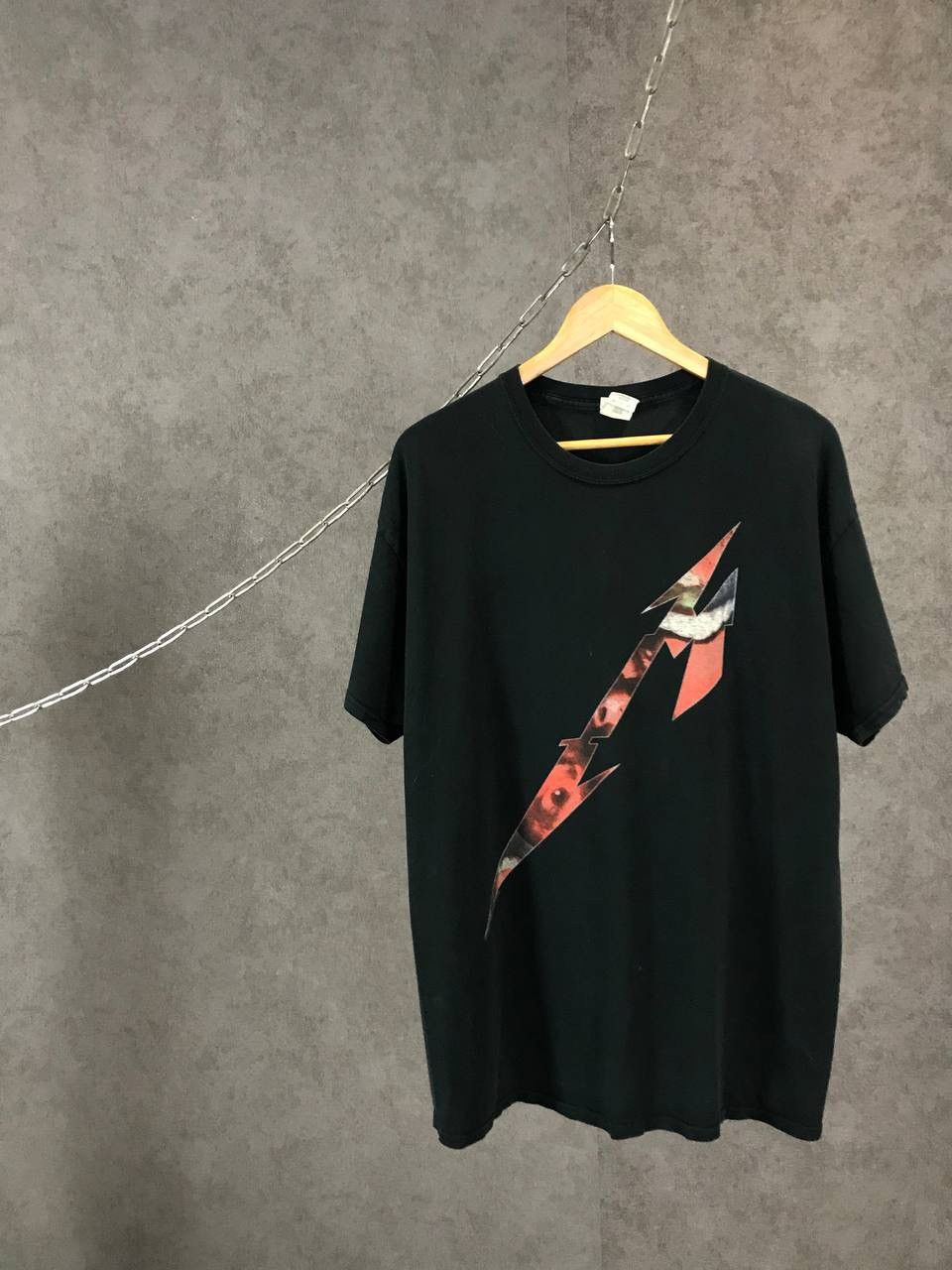 Band Tees Metallica vintage rock band overprinted tee Size US XL / EU 56 / 4 - 1 Thumbnail