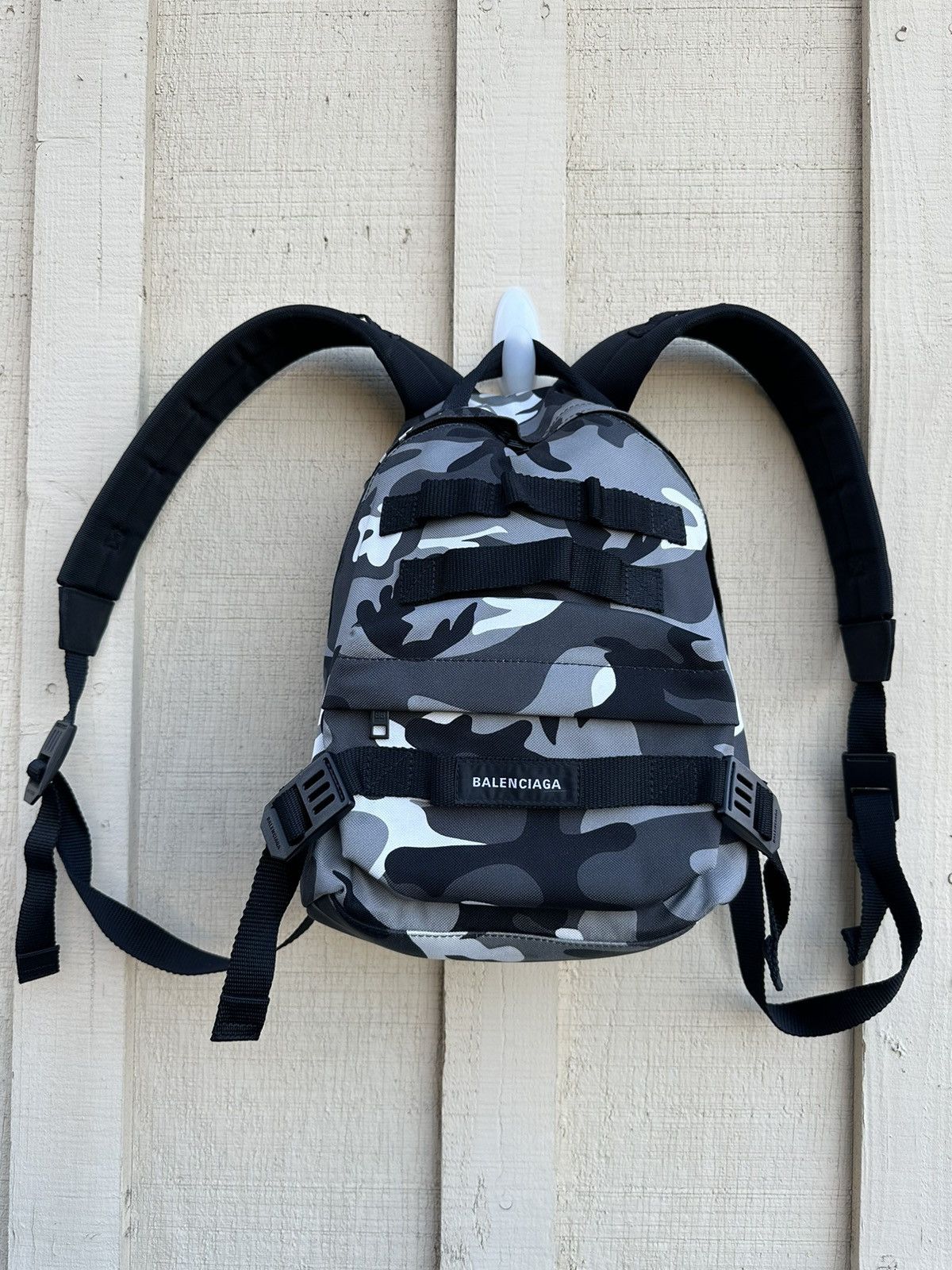 balenciaga arctic camo backpack AW2021 Balenciaga  main image 2
