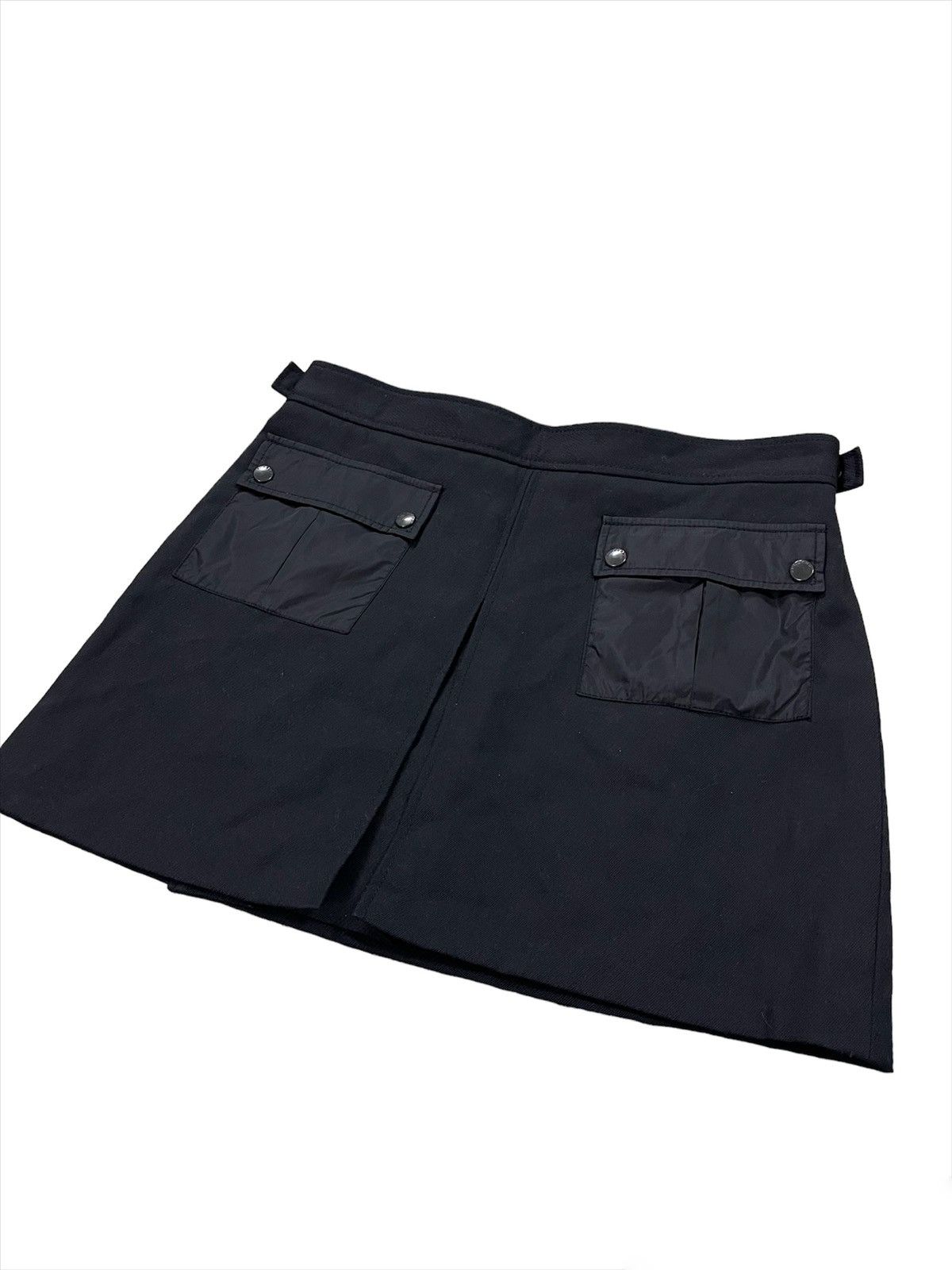 Burberry Burberry London Made In Italy Black Mini Skirts Size 32" / US 10 / IT 46 - 6 Thumbnail