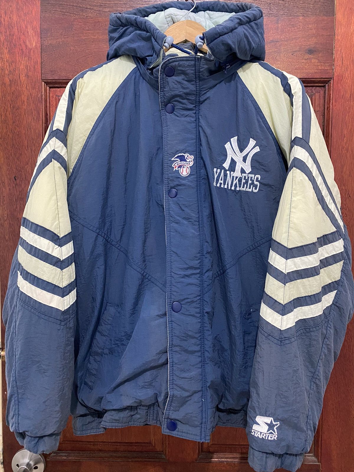 New York Yankees × Starter × Vintage Vintage New York Yankees Embroidery Starter Sun Faded jacket Size US M / EU 48-50 / 2 - 2 Thumbnail