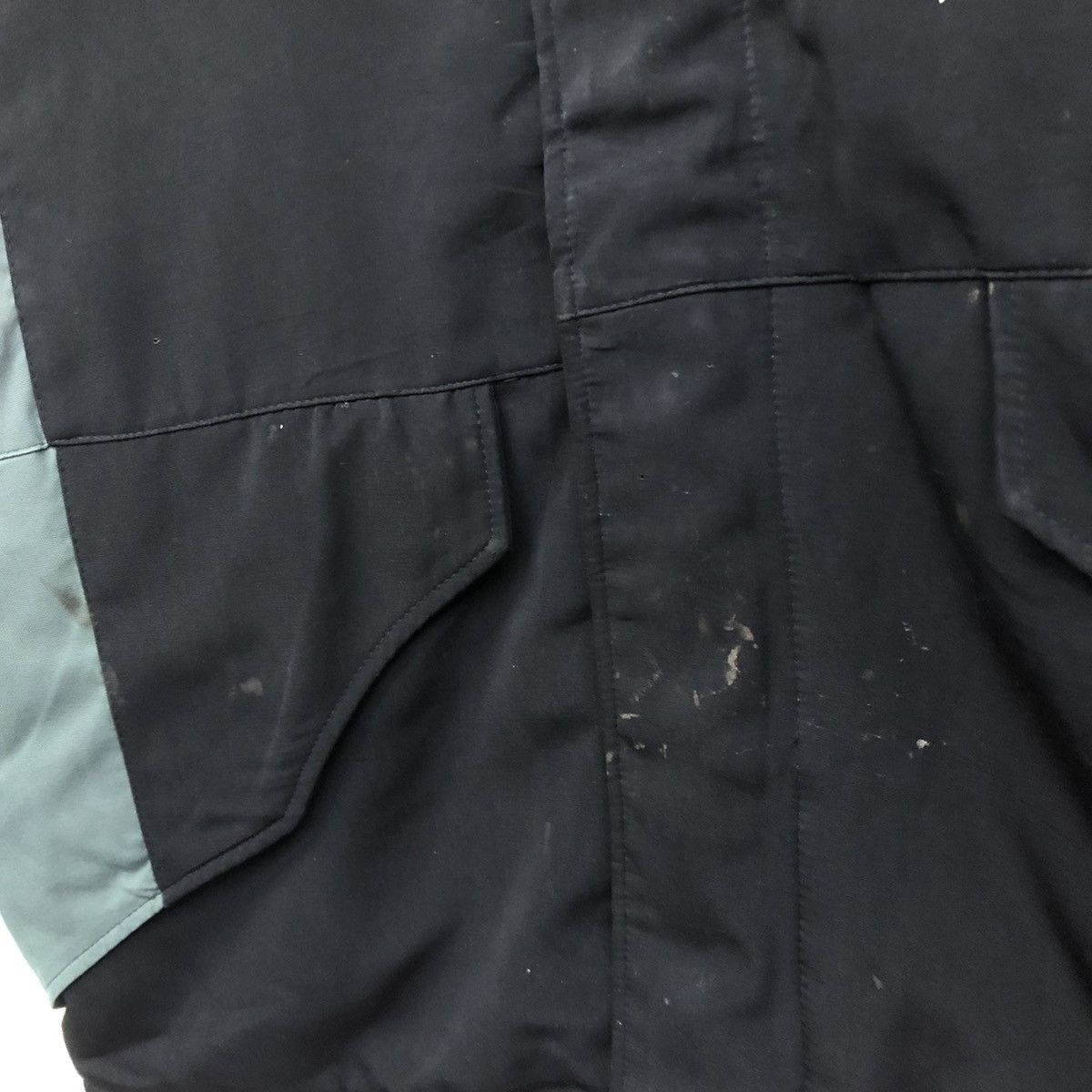 The North Face Vintage The North Face Heavy Jacket Size US L / EU 52-54 / 3 - 10 Thumbnail