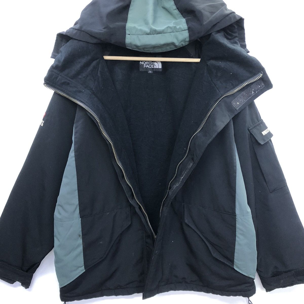 The North Face Vintage The North Face Heavy Jacket Size US L / EU 52-54 / 3 - 12 Thumbnail
