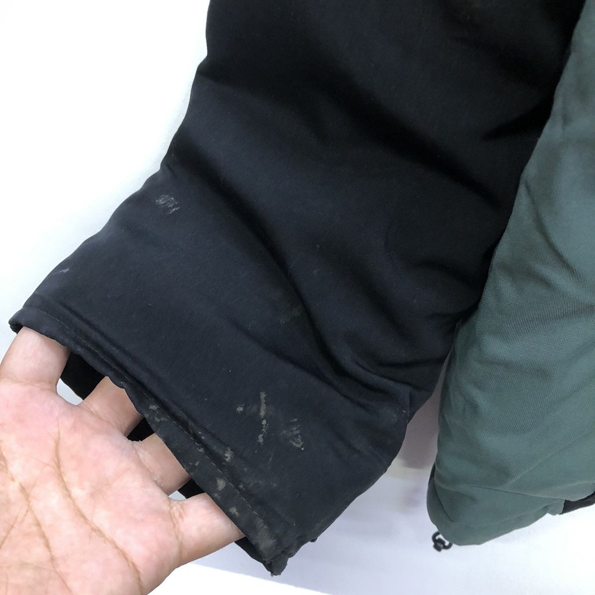 The North Face Vintage The North Face Heavy Jacket Size US L / EU 52-54 / 3 - 14 Thumbnail
