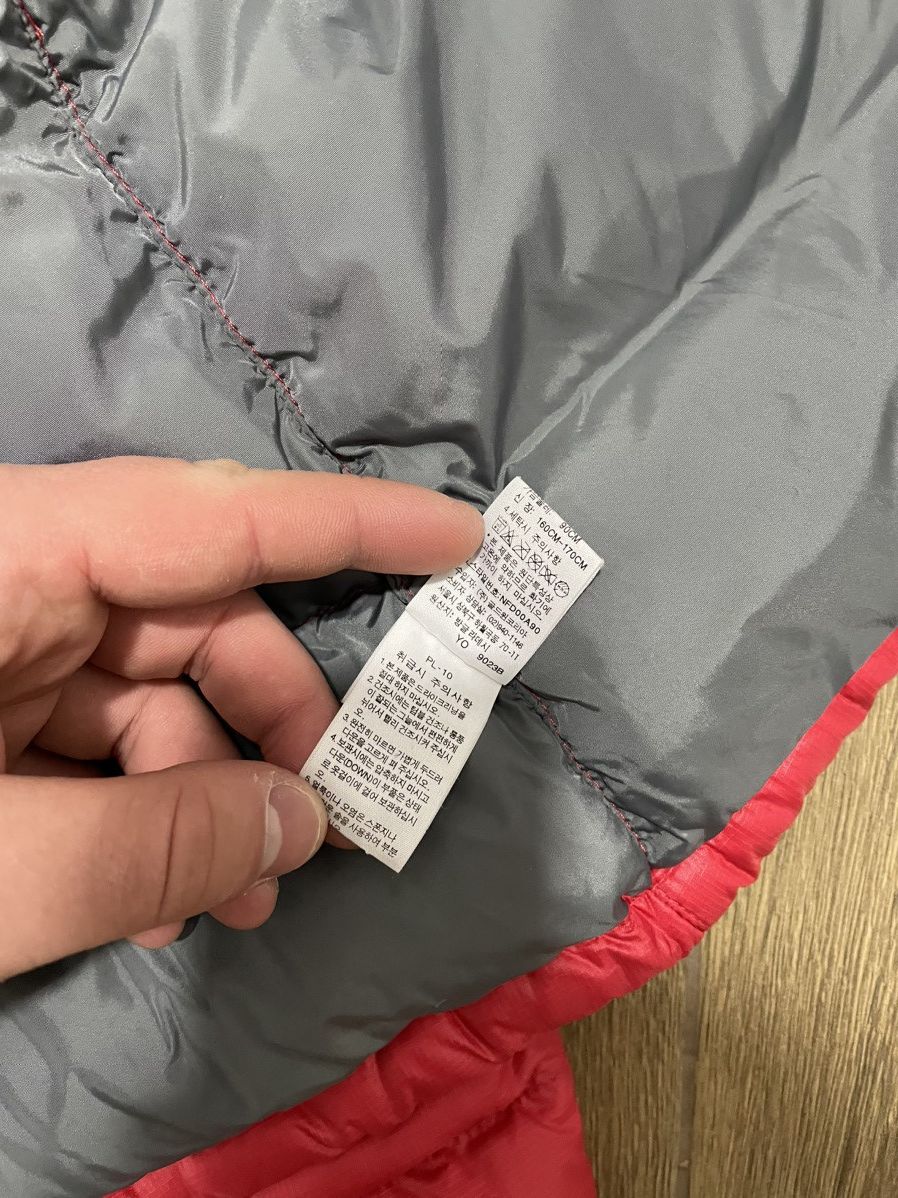 The North Face The North Face Vintage women's Nuptse 2 700 Puffer Jacket Size M / US 6-8 / IT 42-44 - 12 Thumbnail