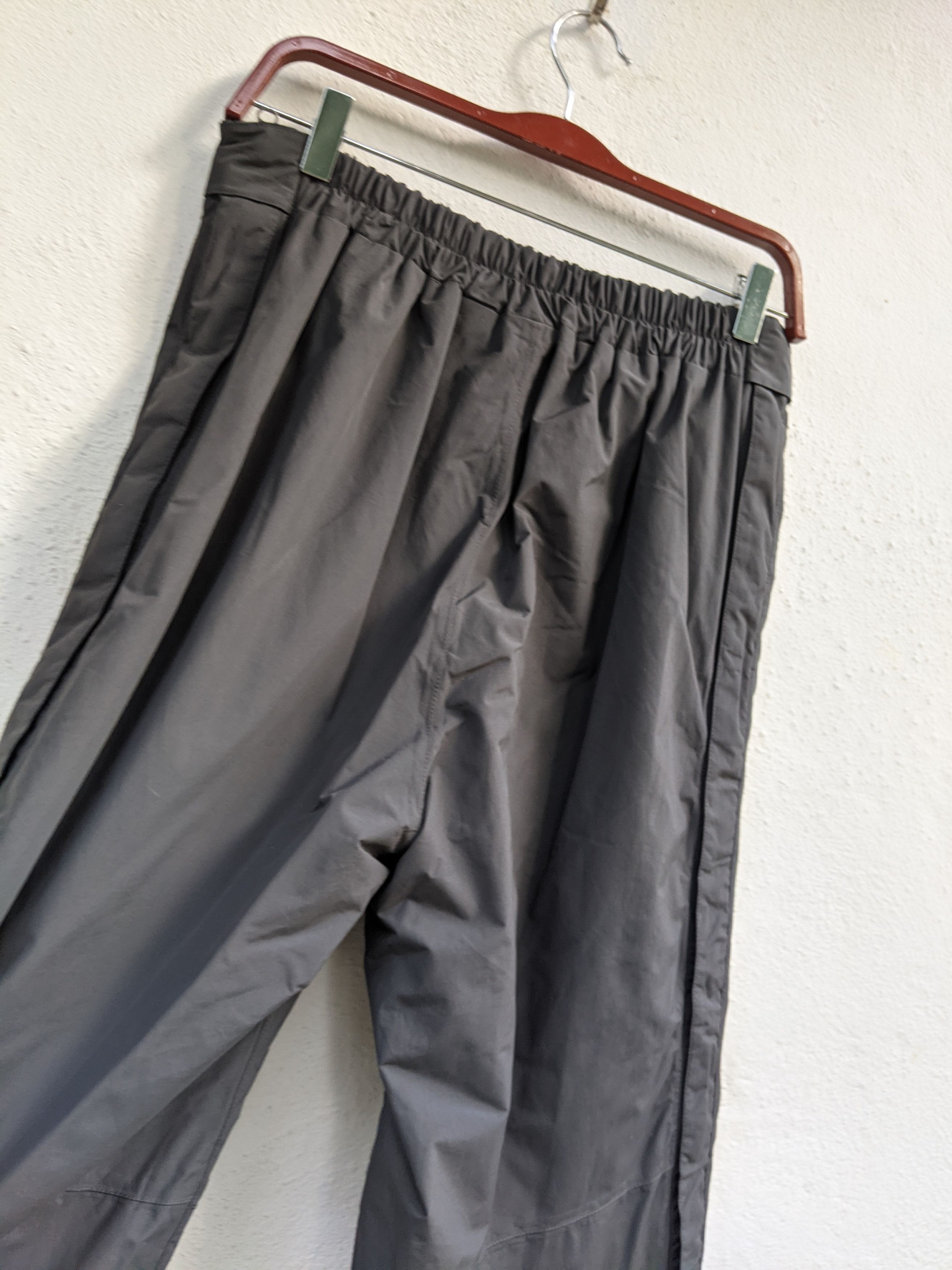 The North Face THE NORTH FACE TRACK PANTS Size US 34 / EU 50 - 2 Thumbnail