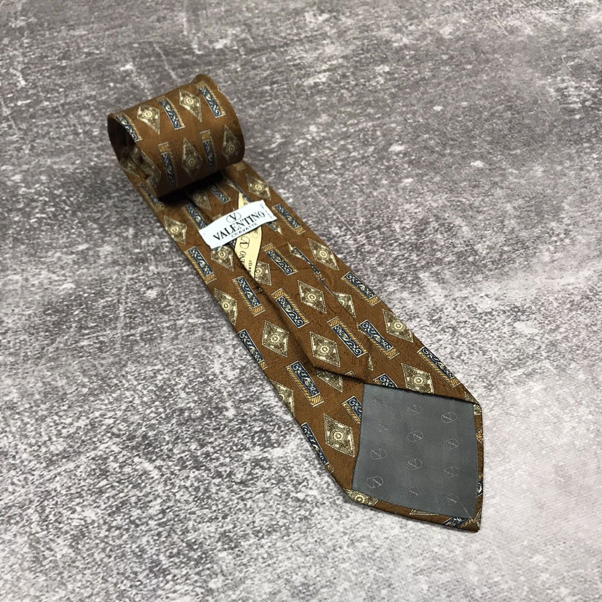 Valentino Vintage Silk Valentino Cravatte Made in Italy Tie Size ONE SIZE - 1 Thumbnail