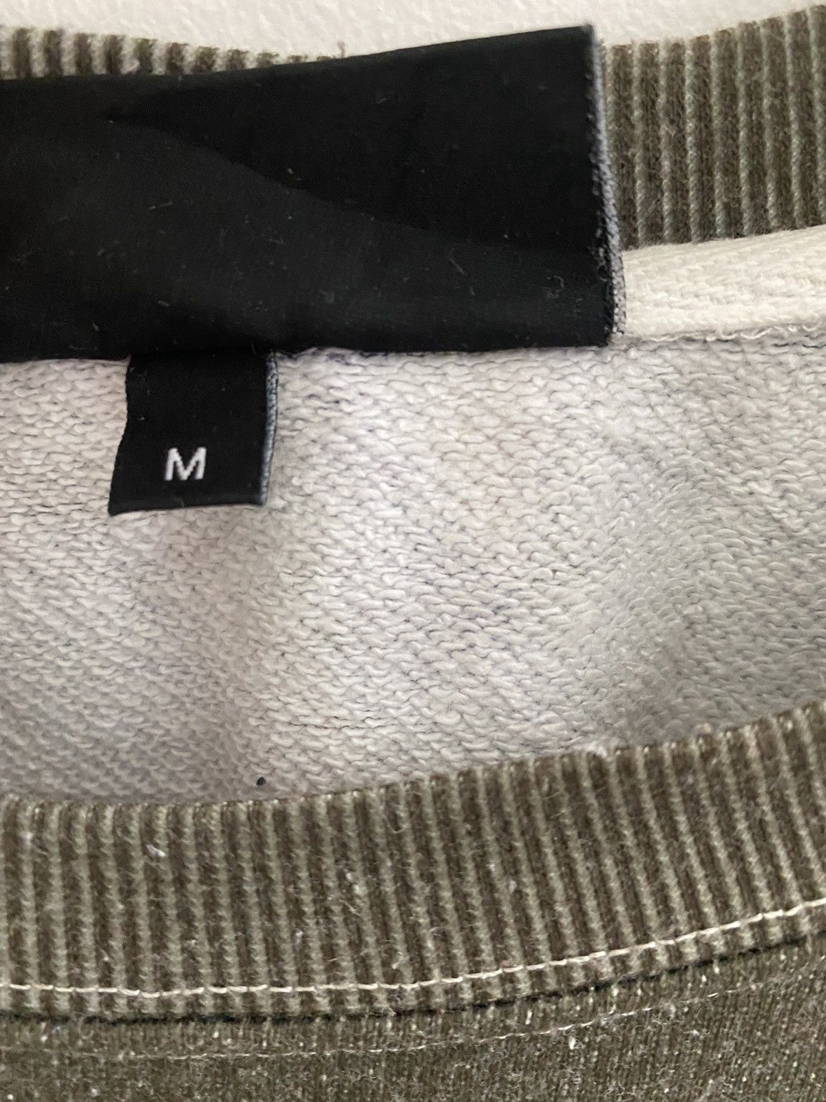 Other Givenchy paris swaetshirt rare designer Size US M / EU 48-50 / 2 - 9 Thumbnail