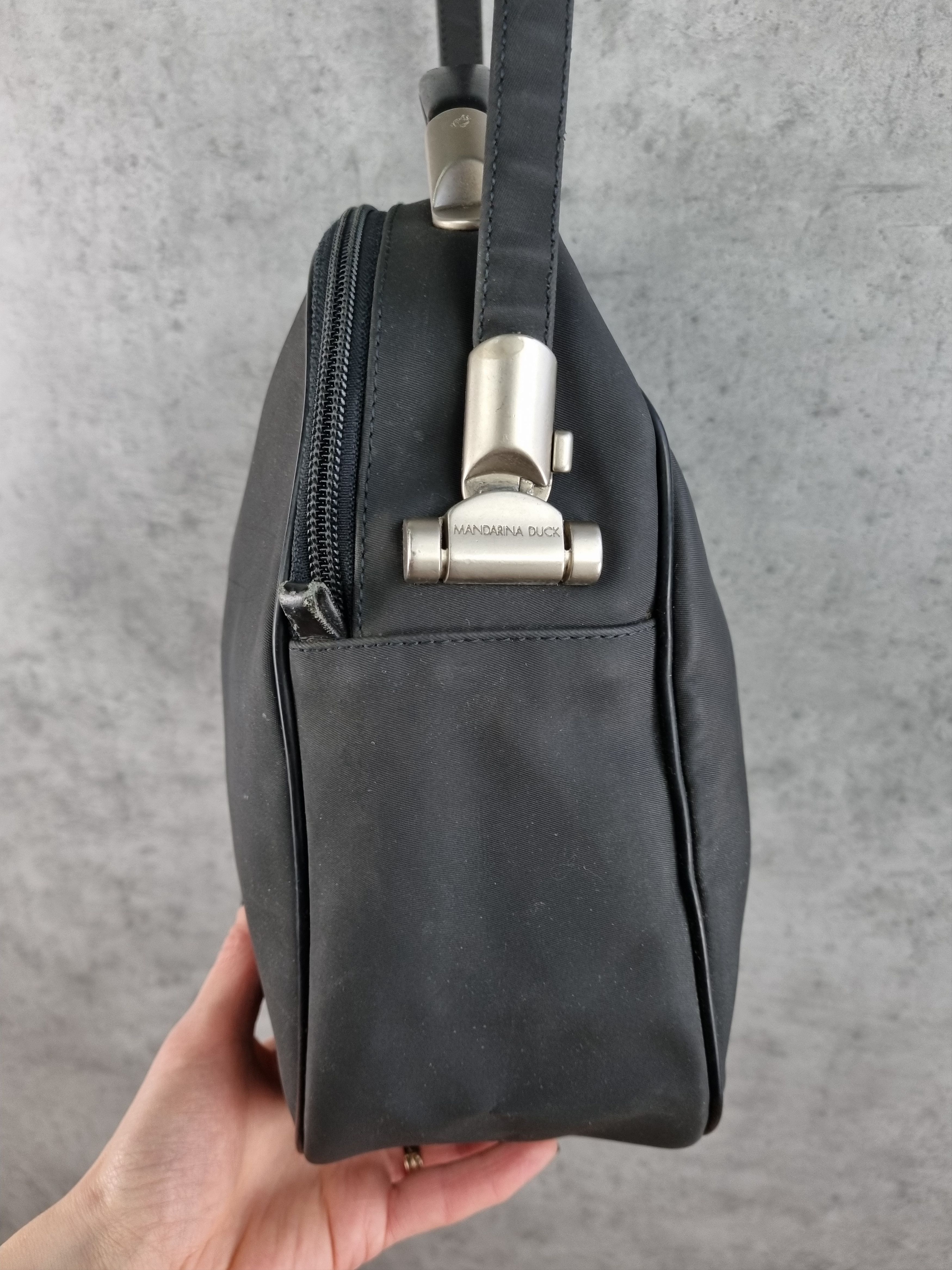 Japanese Brand × Mandarina Duck Mandarina Duck Mellow Tabi Bag Maison Margiela Style Size ONE SIZE - 4 Thumbnail