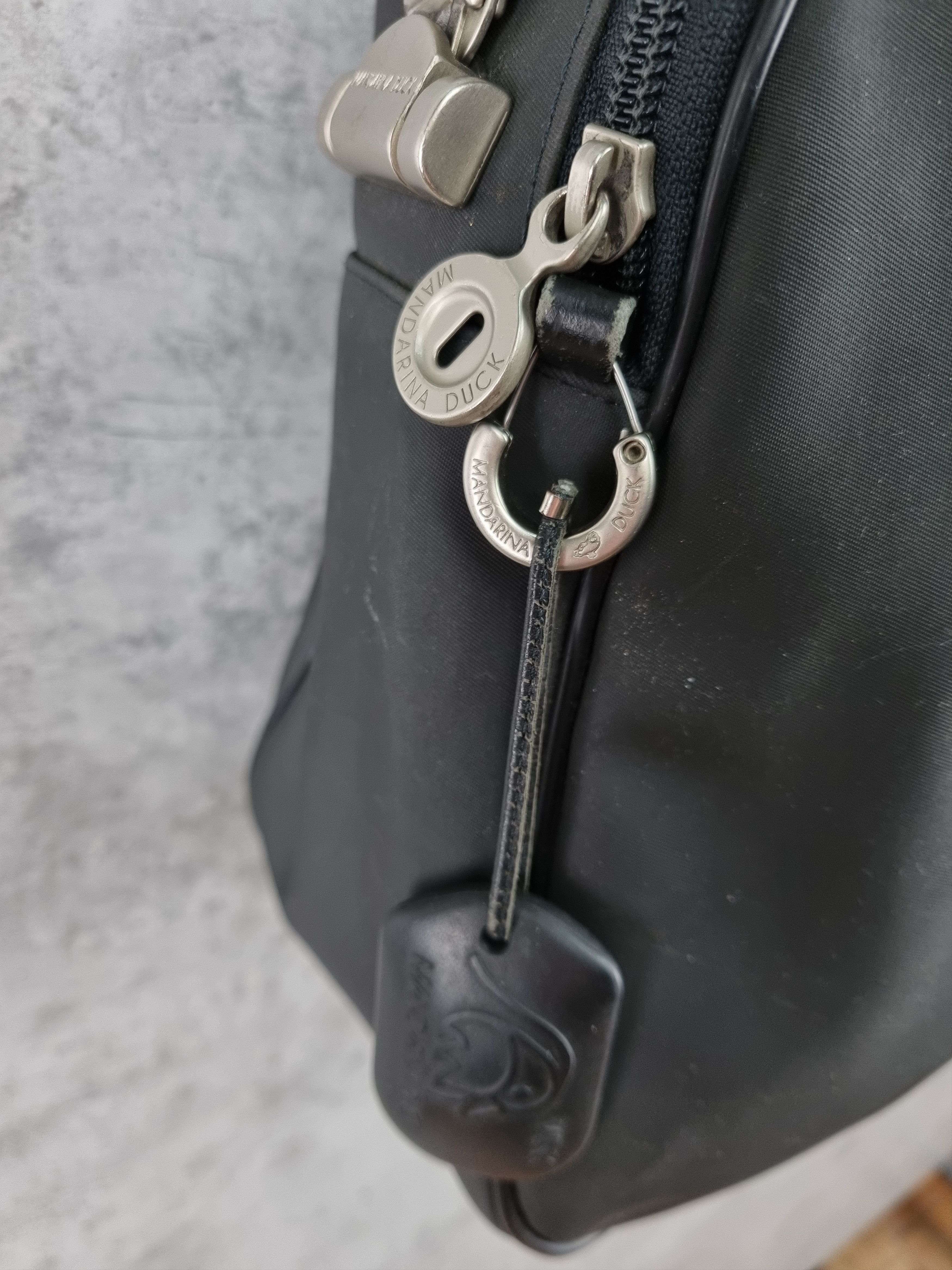Japanese Brand × Mandarina Duck Mandarina Duck Mellow Tabi Bag Maison Margiela Style Size ONE SIZE - 7 Thumbnail
