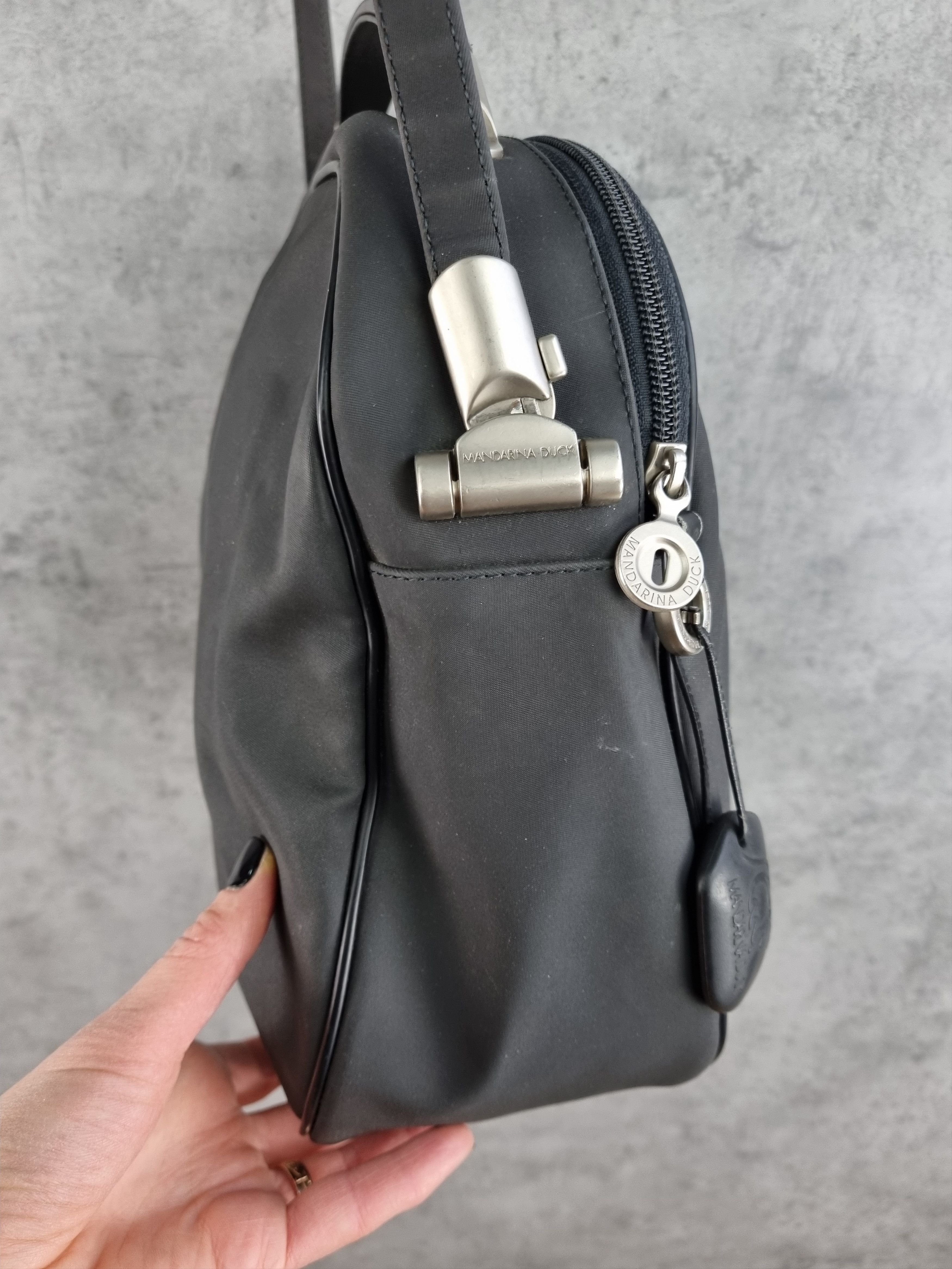 Japanese Brand × Mandarina Duck Mandarina Duck Mellow Tabi Bag Maison Margiela Style Size ONE SIZE - 5 Thumbnail