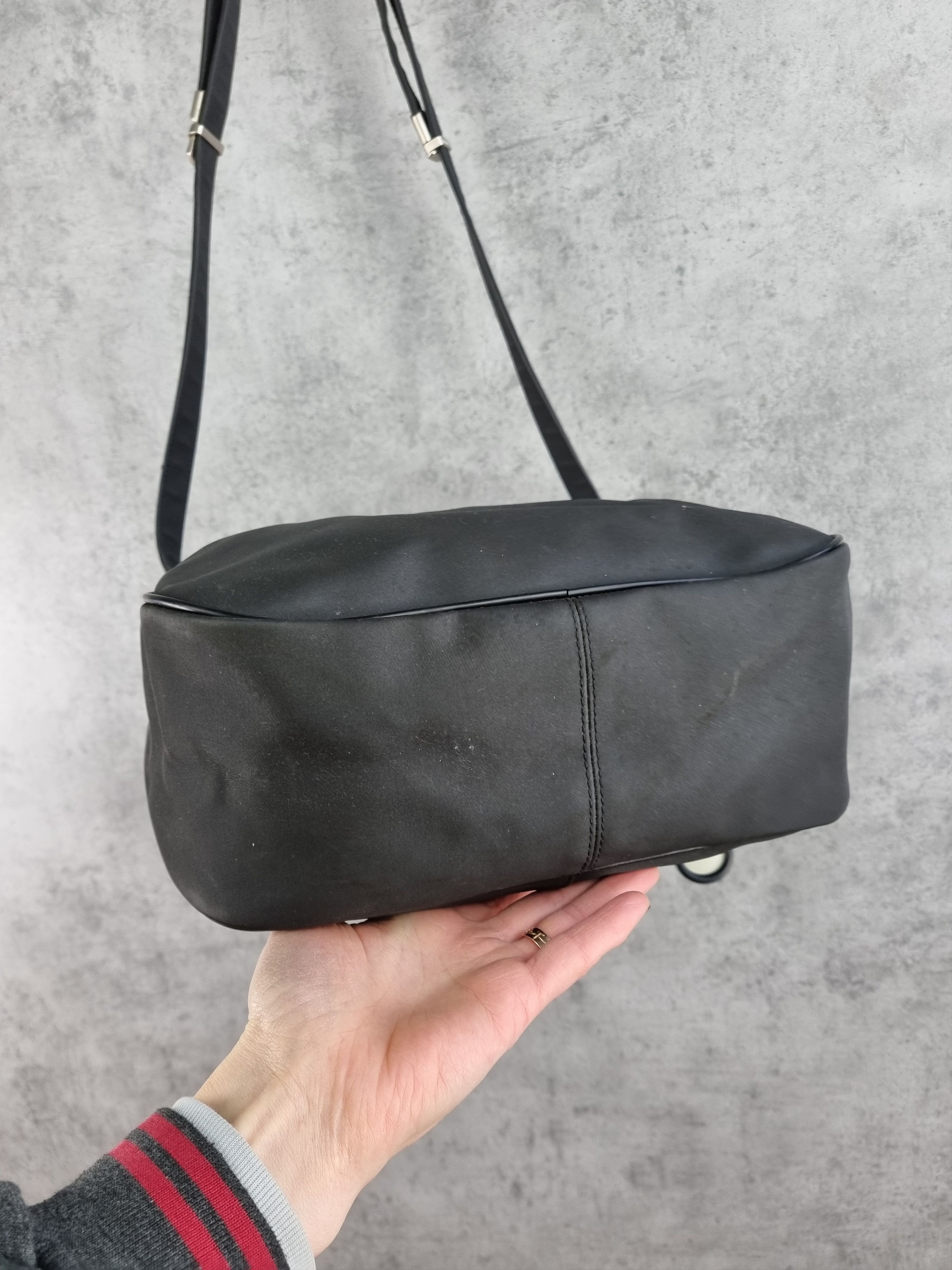 Japanese Brand × Mandarina Duck Mandarina Duck Mellow Tabi Bag Maison Margiela Style Size ONE SIZE - 6 Thumbnail