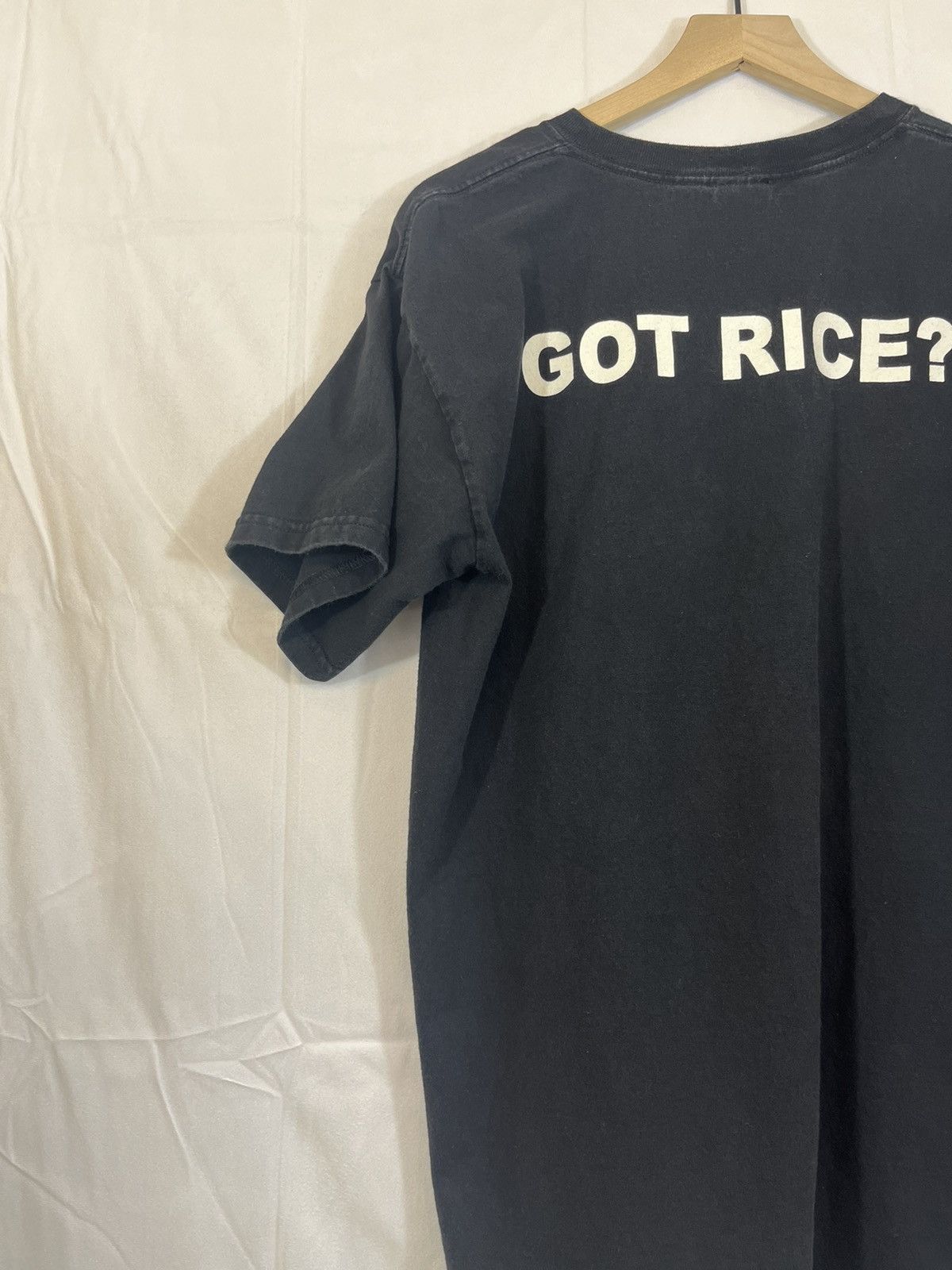 Vintage Vintage GOT RICE? Japanese Steakhouse Faded Black Tee Size US L / EU 52-54 / 3 - 11 Thumbnail