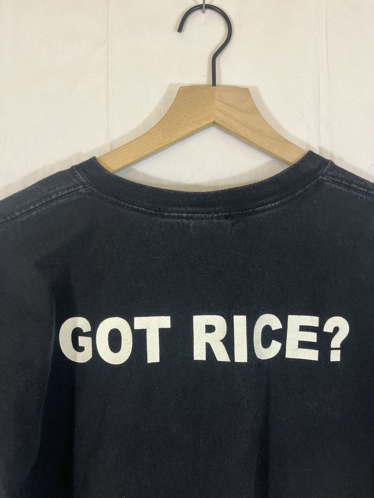 Vintage Vintage GOT RICE? Japanese Steakhouse Faded Black Tee Size US L / EU 52-54 / 3 - 1 Thumbnail