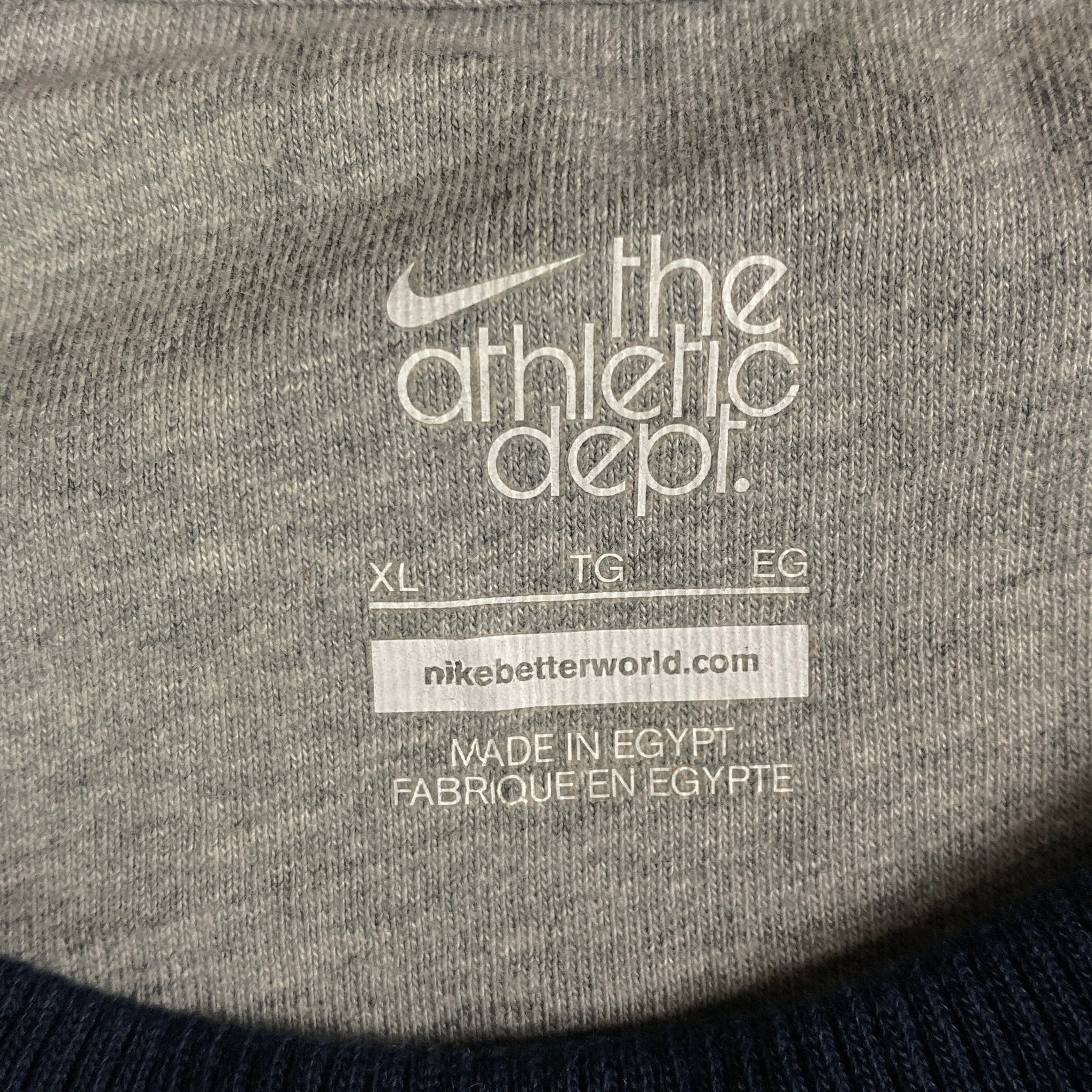 Nike × Vintage Men’s Sweatshirt Long Sleeve Nike Vintage Size XL Size US XL / EU 56 / 4 - 5 Thumbnail