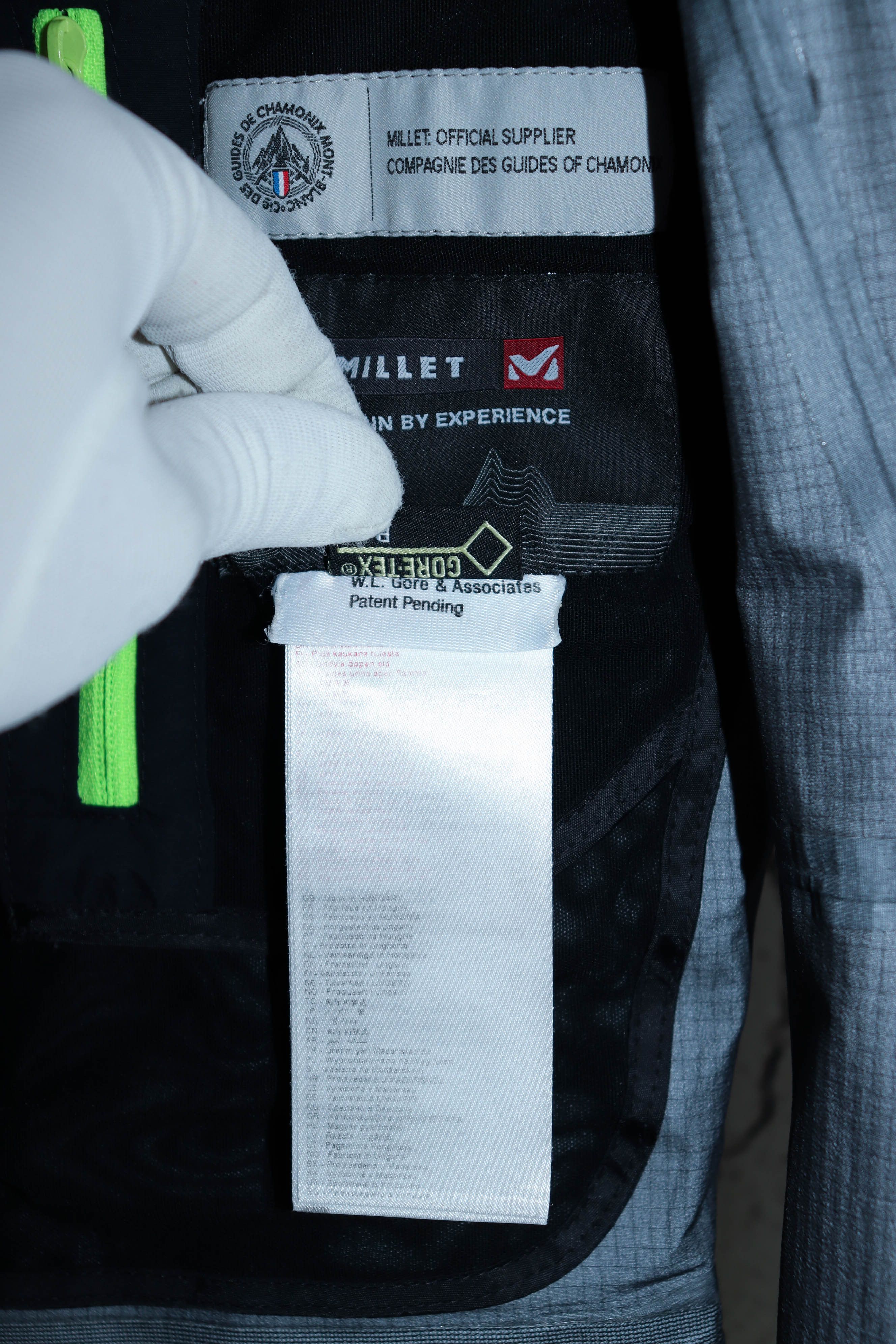 Goretex Millet Gote-Tex Pro White Outdoor Hiking Jacket Size XS / US 0-2 / IT 36-38 - 23 Thumbnail