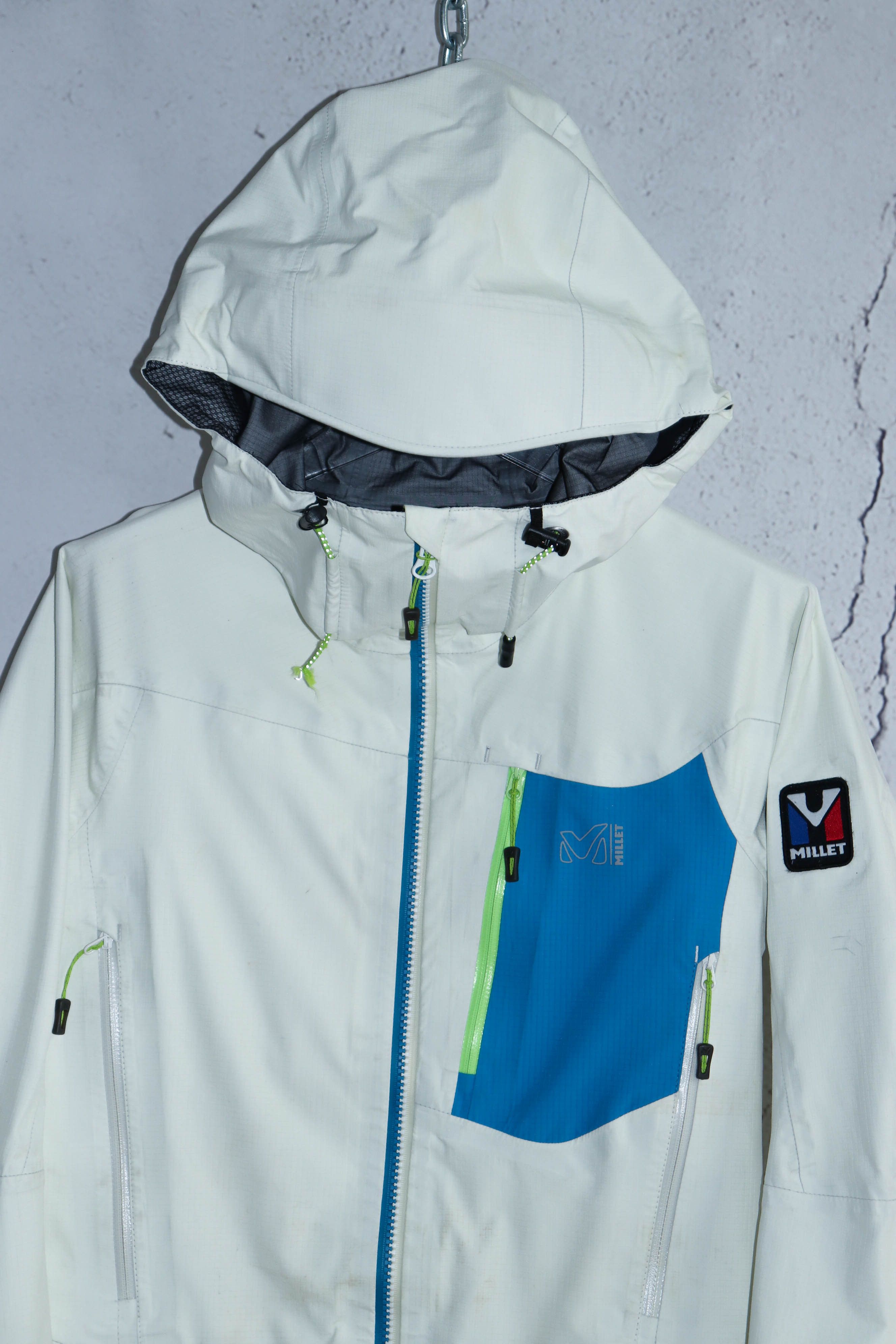 Goretex Millet Gote-Tex Pro White Outdoor Hiking Jacket Size XS / US 0-2 / IT 36-38 - 3 Thumbnail