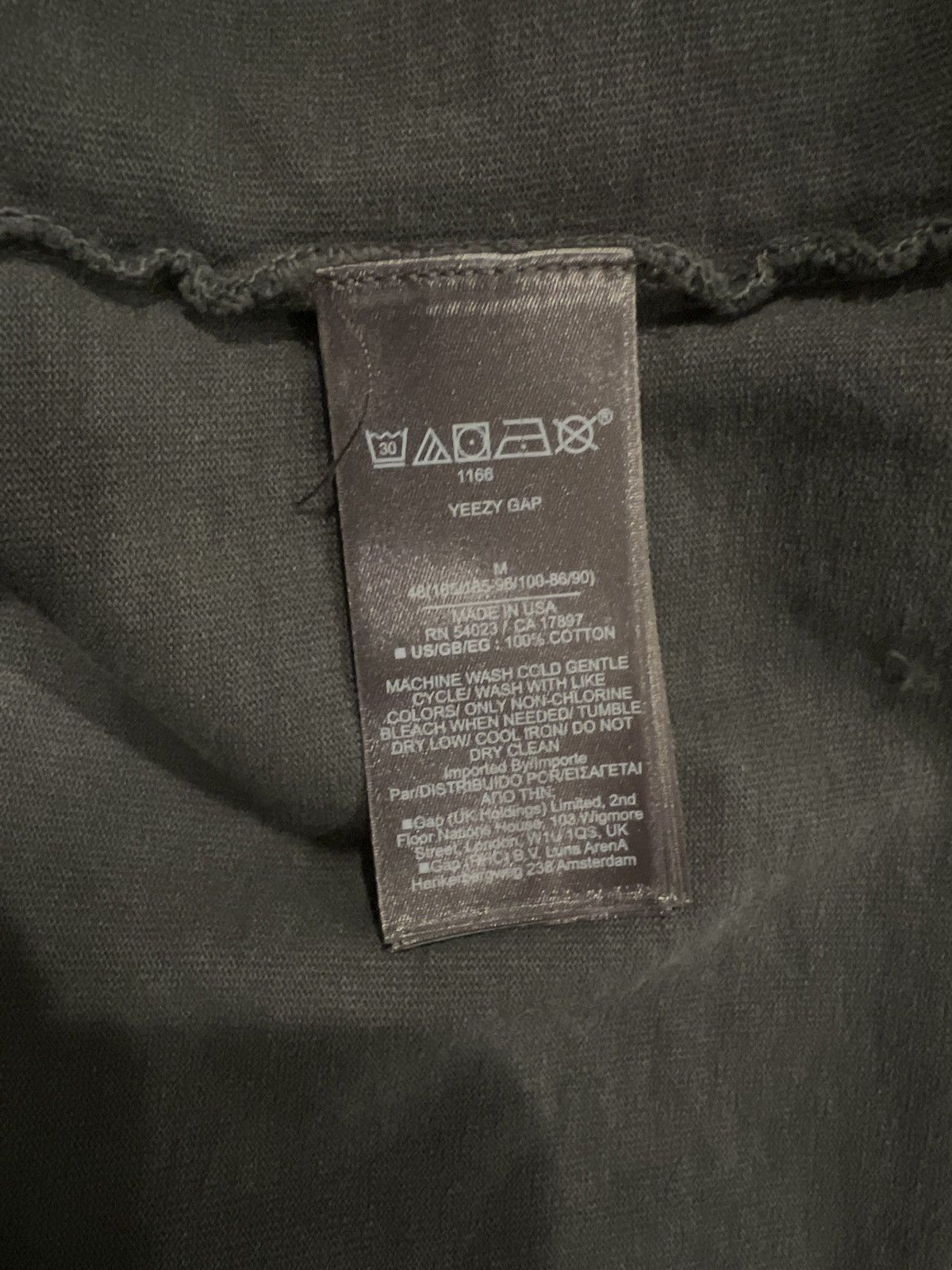 Gap × Kanye West YZY Gap Dove along Sleeves Tee Size US M / EU 48-50 / 2 - 4 Thumbnail