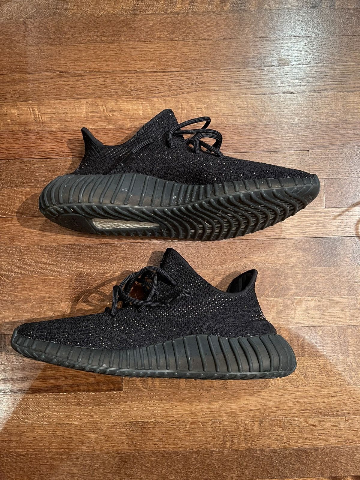 Adidas × Kanye West Adidas Yeezy Boost 350 V2 ‘Core Black Copper’ Size US 11 / EU 44 - 3 Thumbnail