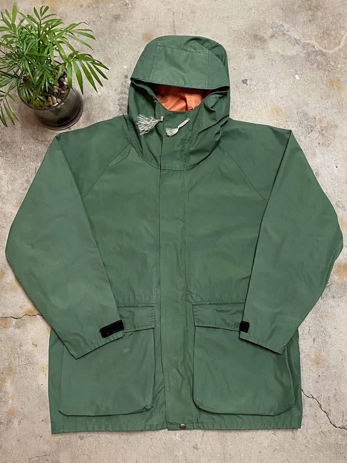 Vintage Vintage GoreTex Brand Rain Jacket Fits Large Talon Pit Zips